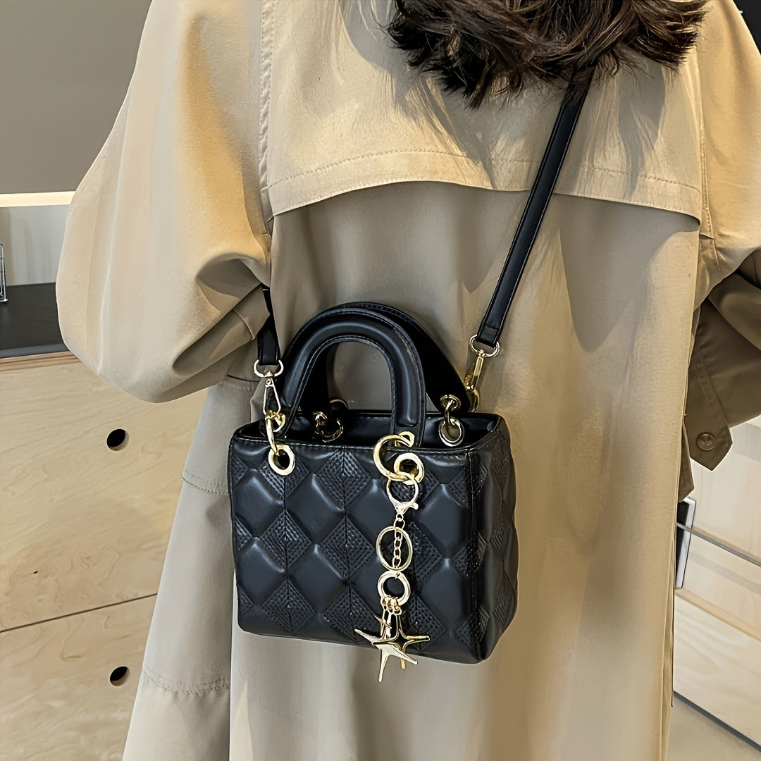 Women's Quilted PU Shoulder Bag Solid Color Zipper Closure for Day and Evening