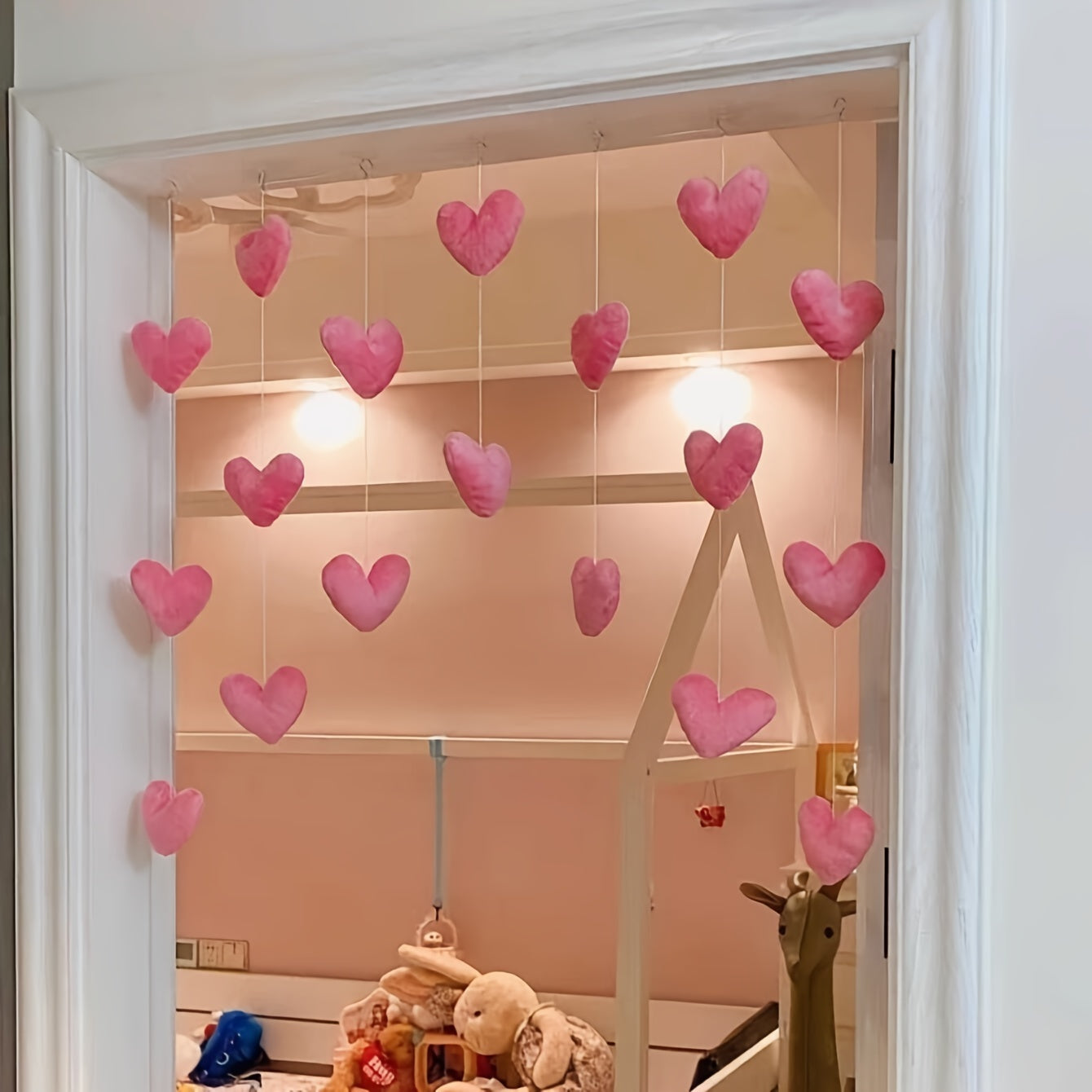Siete piezas de adornos de corazón de durazno rosa para colgar en la puerta para decoraciones del Día de San Valentín
