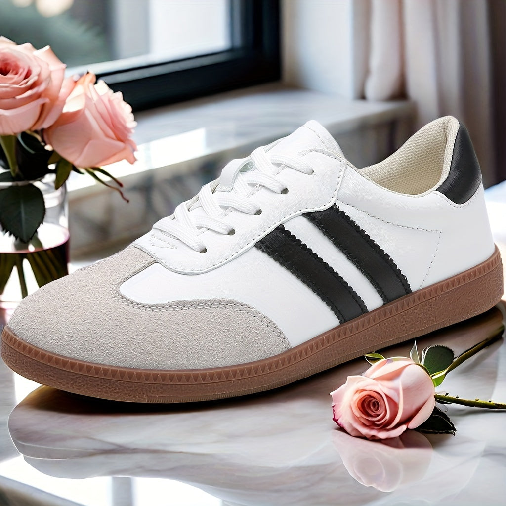 Women's Striped Casual Low Top Sneakers Breathable Mesh Lace Up Outdoor Shoes