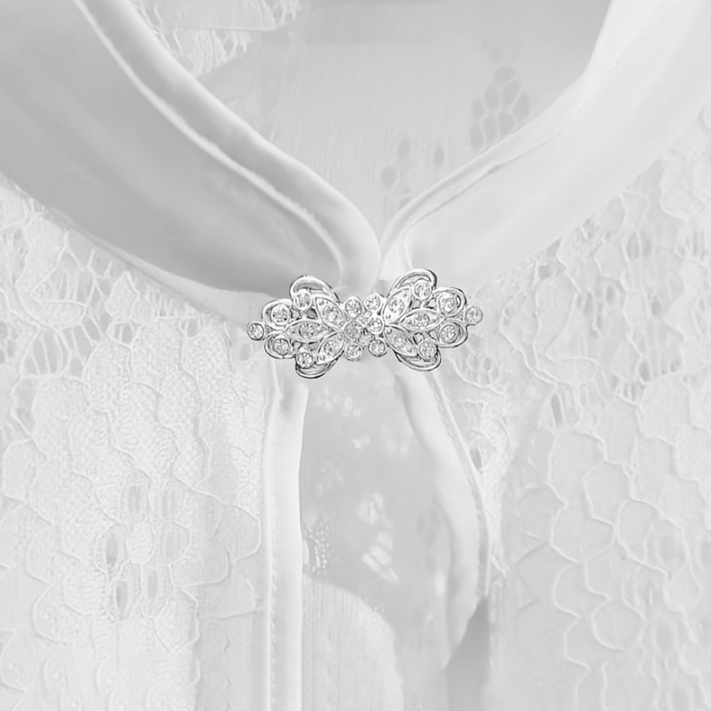 Lightweight Polyester Cape with Vintage Lace Shawl and Buckle for Evening Sun Protection