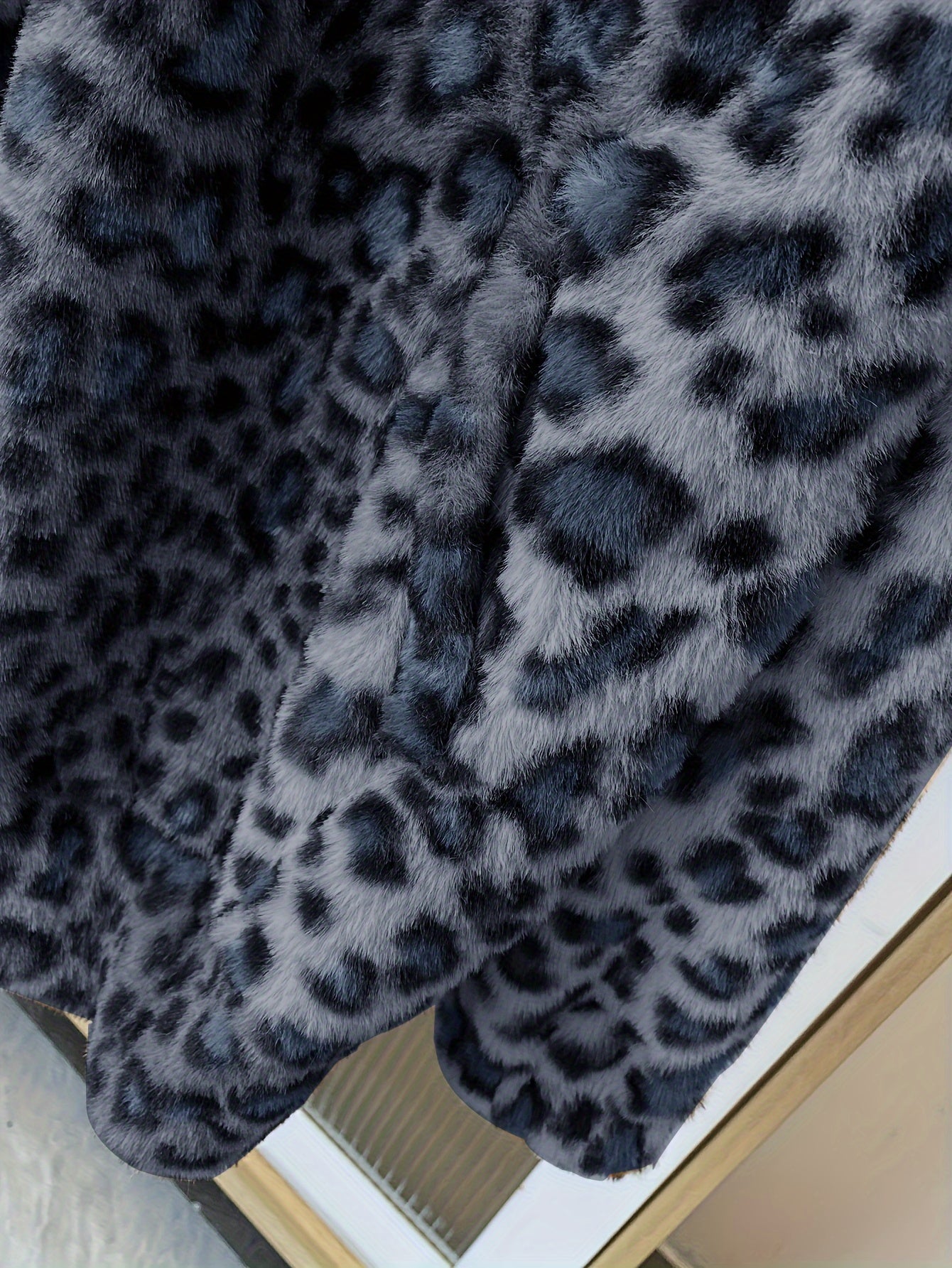 Women's Plus Size Leopard Print Fleece Hoodie with Pockets and Drawstring