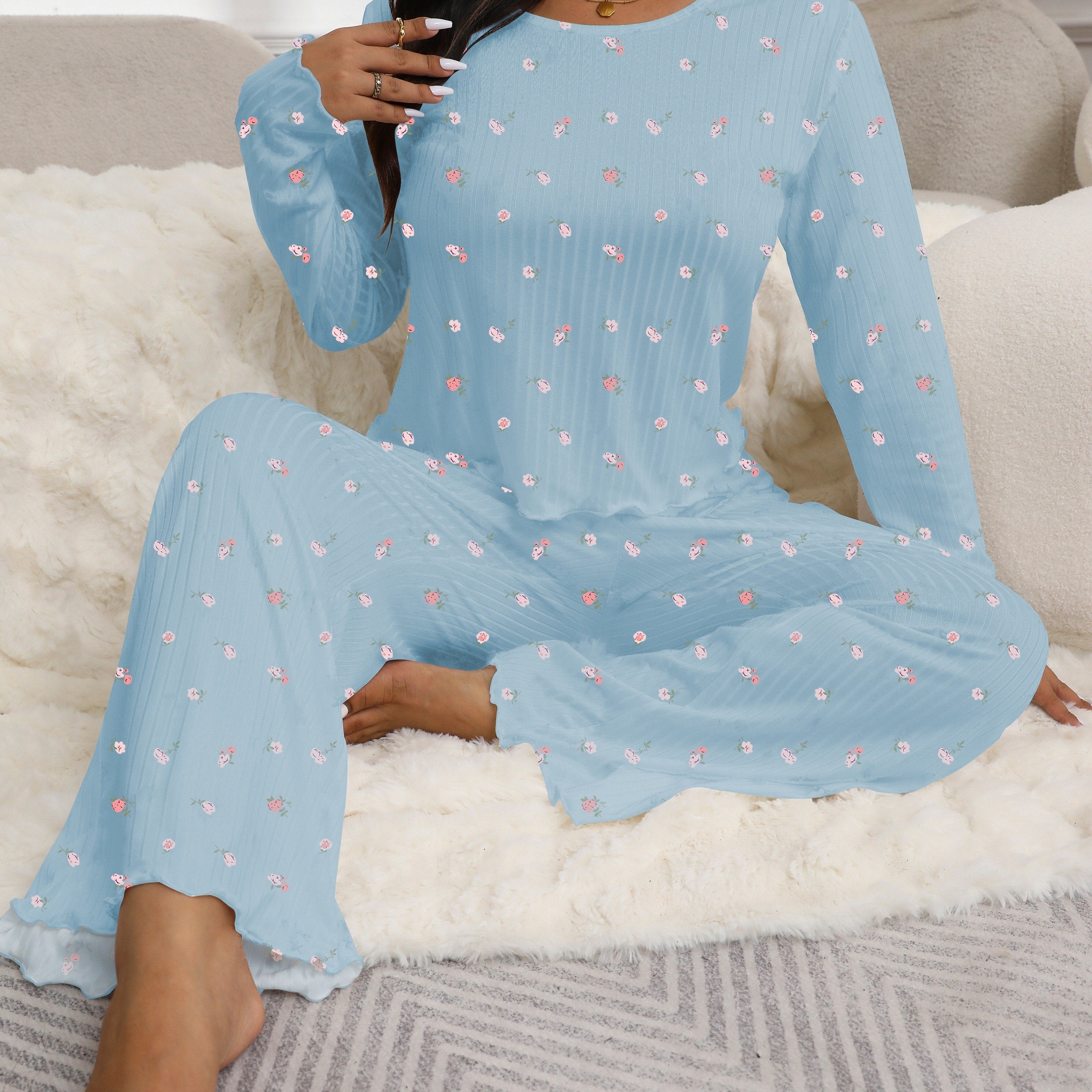 Traje de pantalón de manga larga con estampado floral de tamaño grande y tela texturizada para otoño e invierno