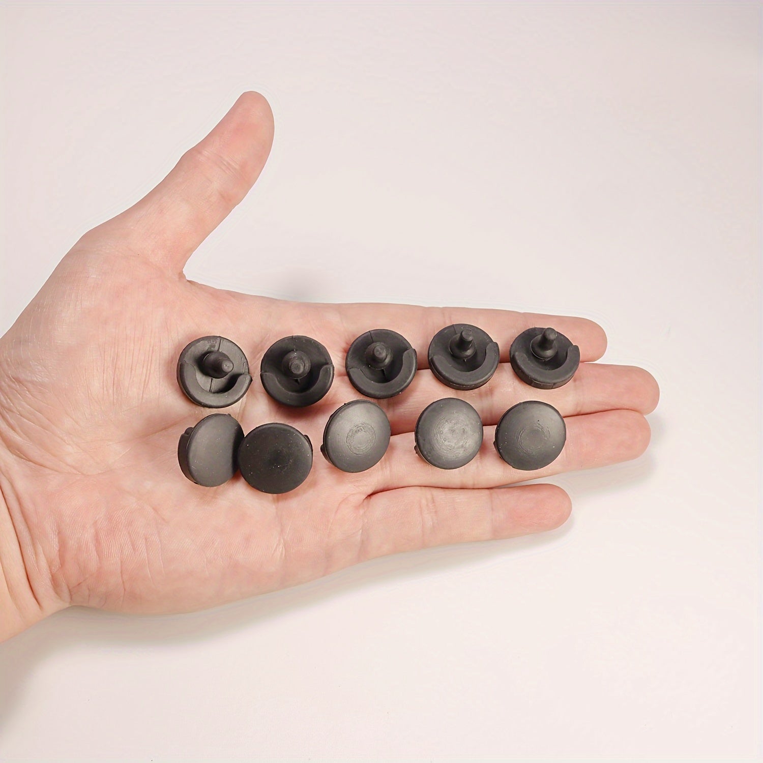 Turli havo fritöz modellari uchun 1 dan 10 dona gacha to'plamlarda mavjud silikon burchak qoplamali pishirish panasi mat.