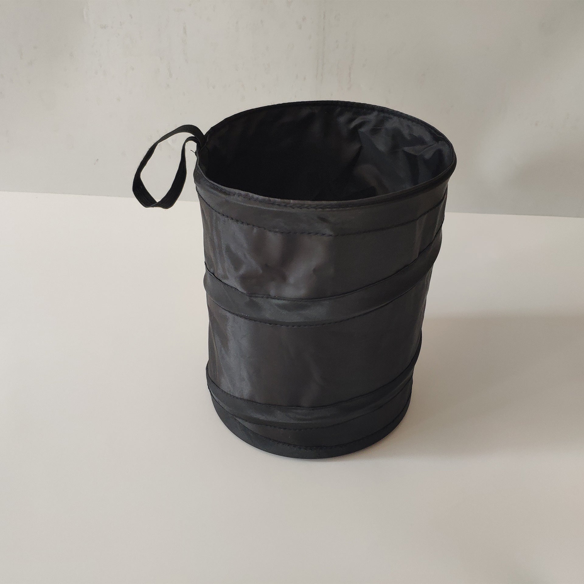 Black Folding Trash Can Large Capacity Portable Nylon Garbage Bin for Camping and Travel
