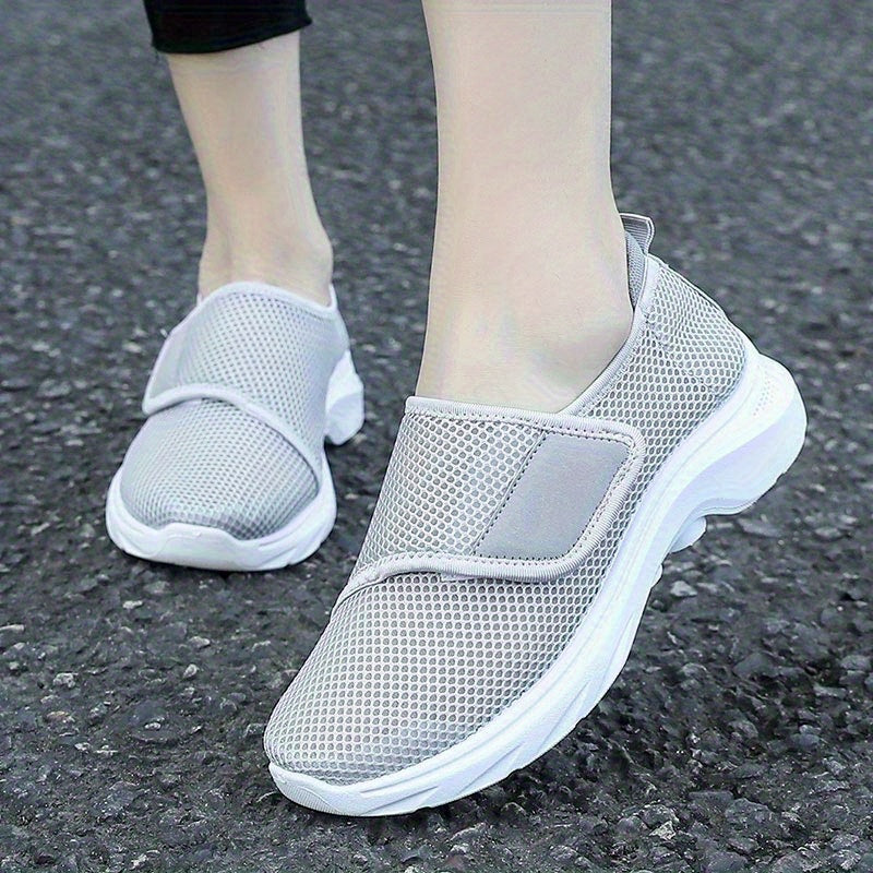 Women Breathable Mesh Slip-On Sneakers Low-Top Casual Shoes Black White
