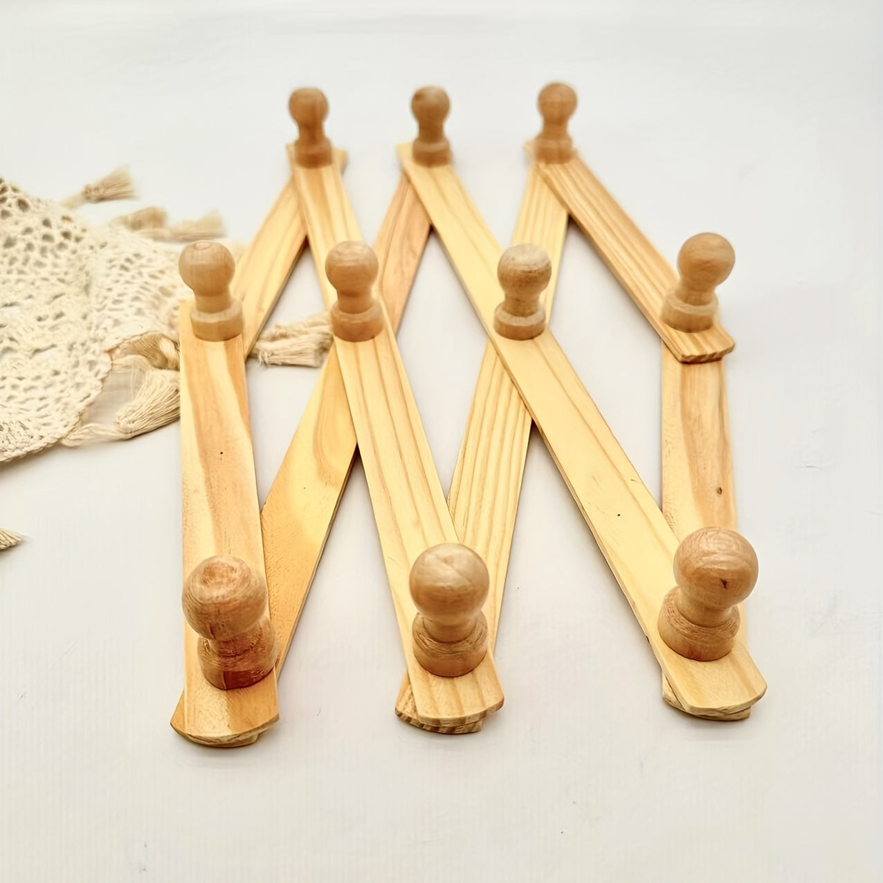 Gancho de pared retráctil de madera para bolsas, toallas, ropa y sombreros