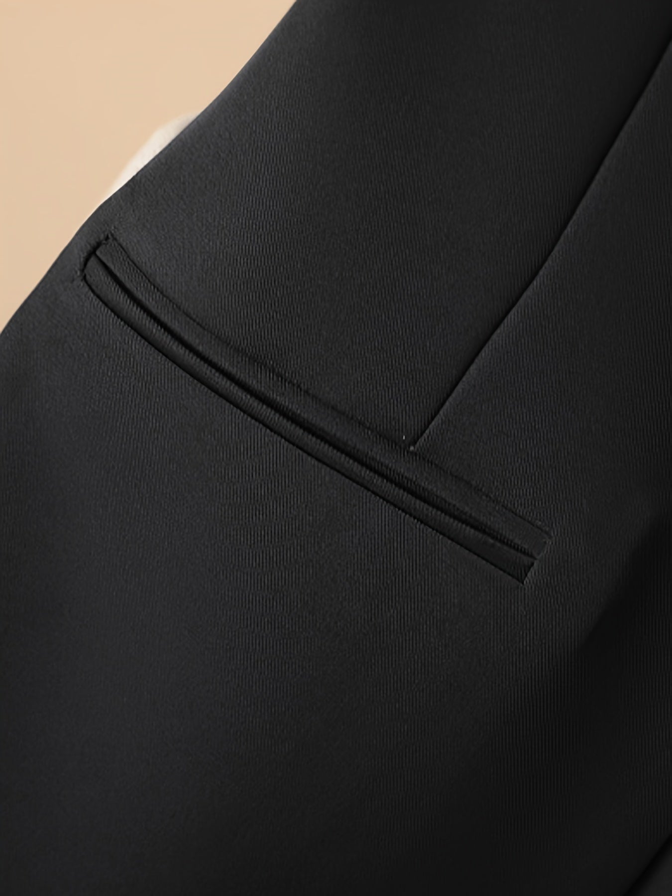 Women's Sleeveless Solid Color Button Front Vest for Spring and Fall