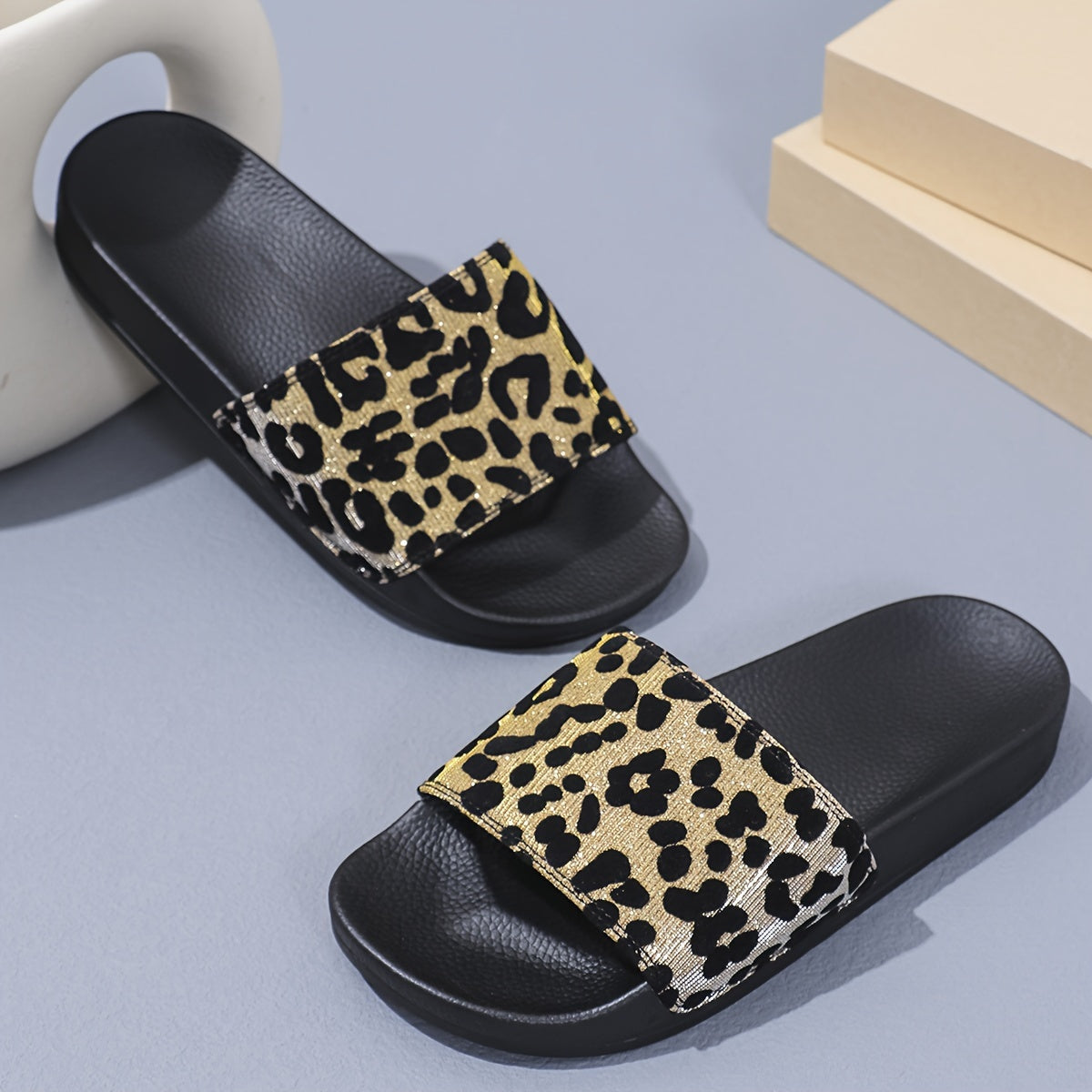 Women's Leopard Print Flat Slides Summer Casual Indoor Outdoor Sandals