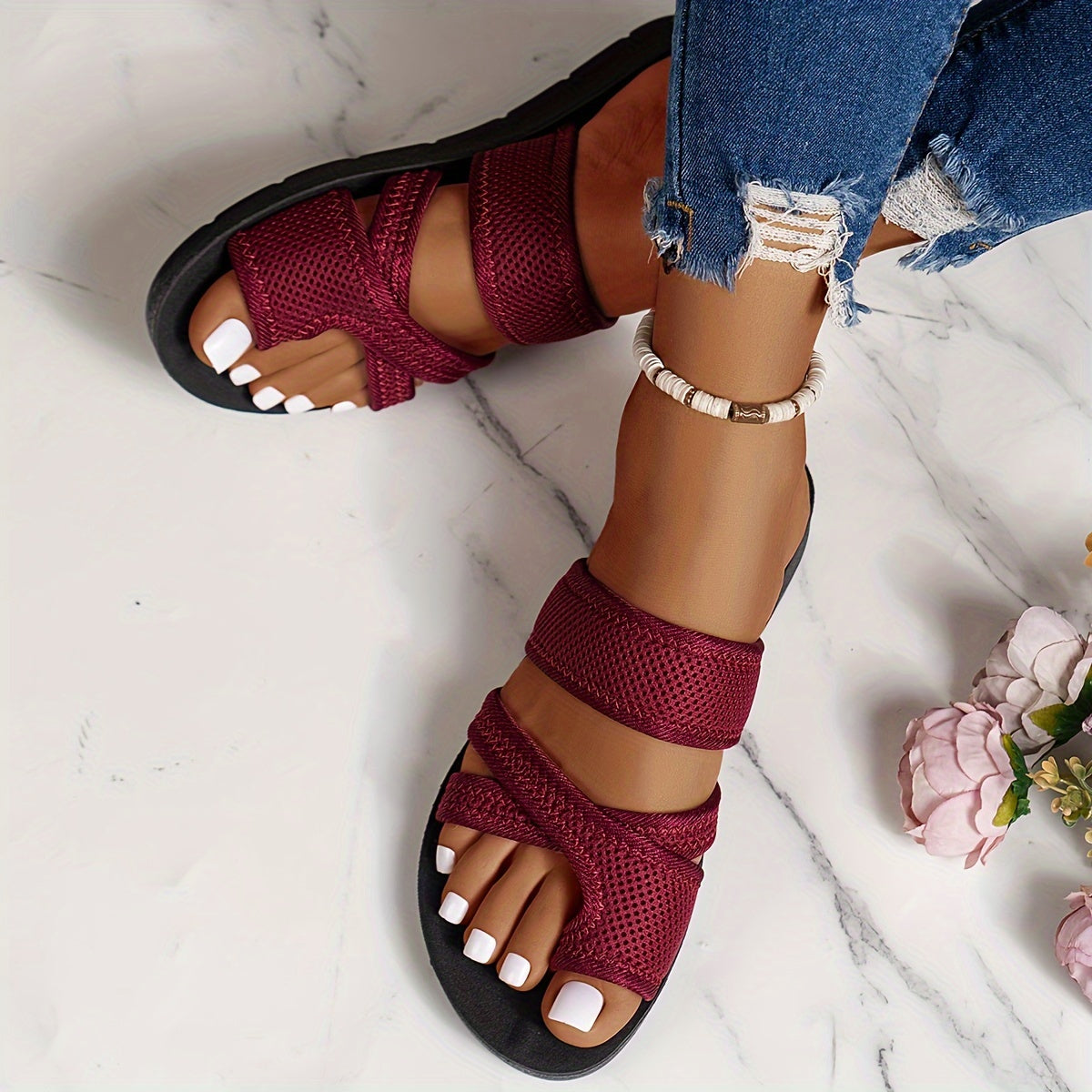 Women's Breathable Mesh Slip-On Slippers Indoor Outdoor Flat Sandals