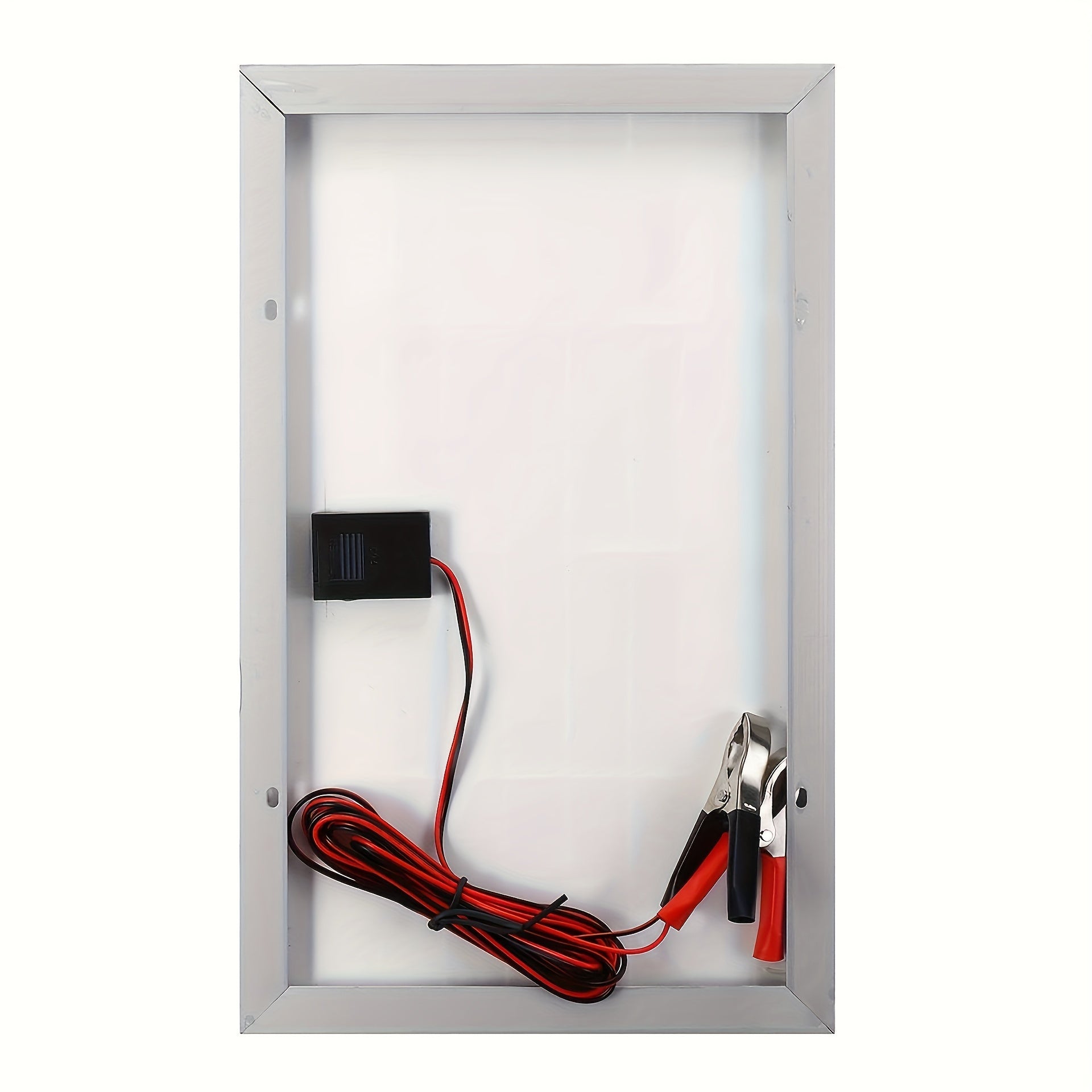 Портативная солнечная панель с алюминиевой рамой и съемным магнитным материалом для различных нужд в электроэнергии на открытом воздухе.