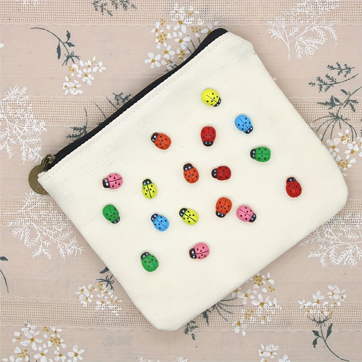 Набор декоративных аксессуаров из дерева ручной работы: божья коровка и пчела, 100 штук