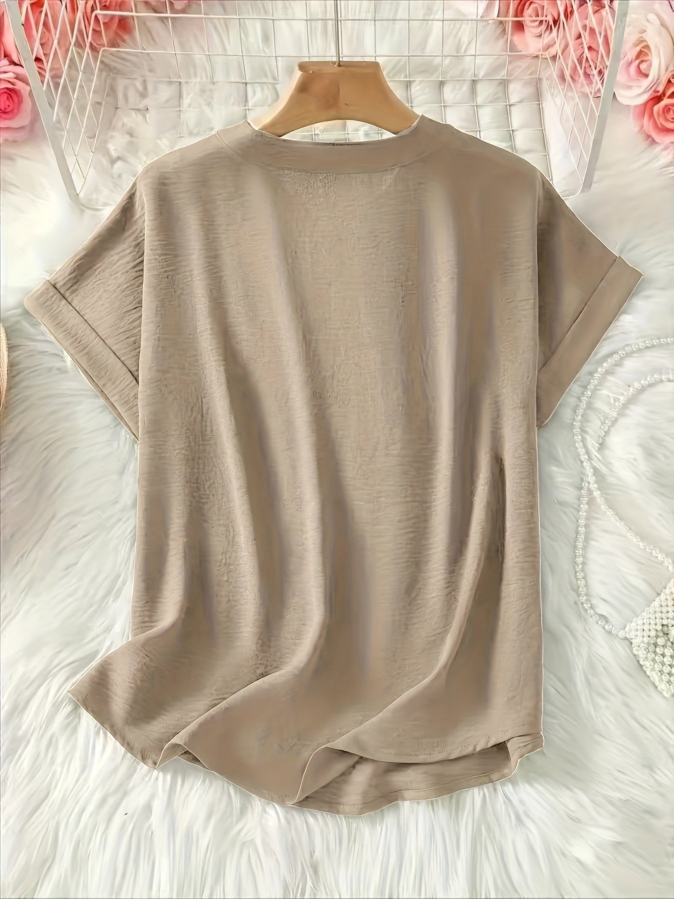 Plus Size Women's Short Sleeve Blouse Casual V-Neck Flared Hem All-Season Shirt