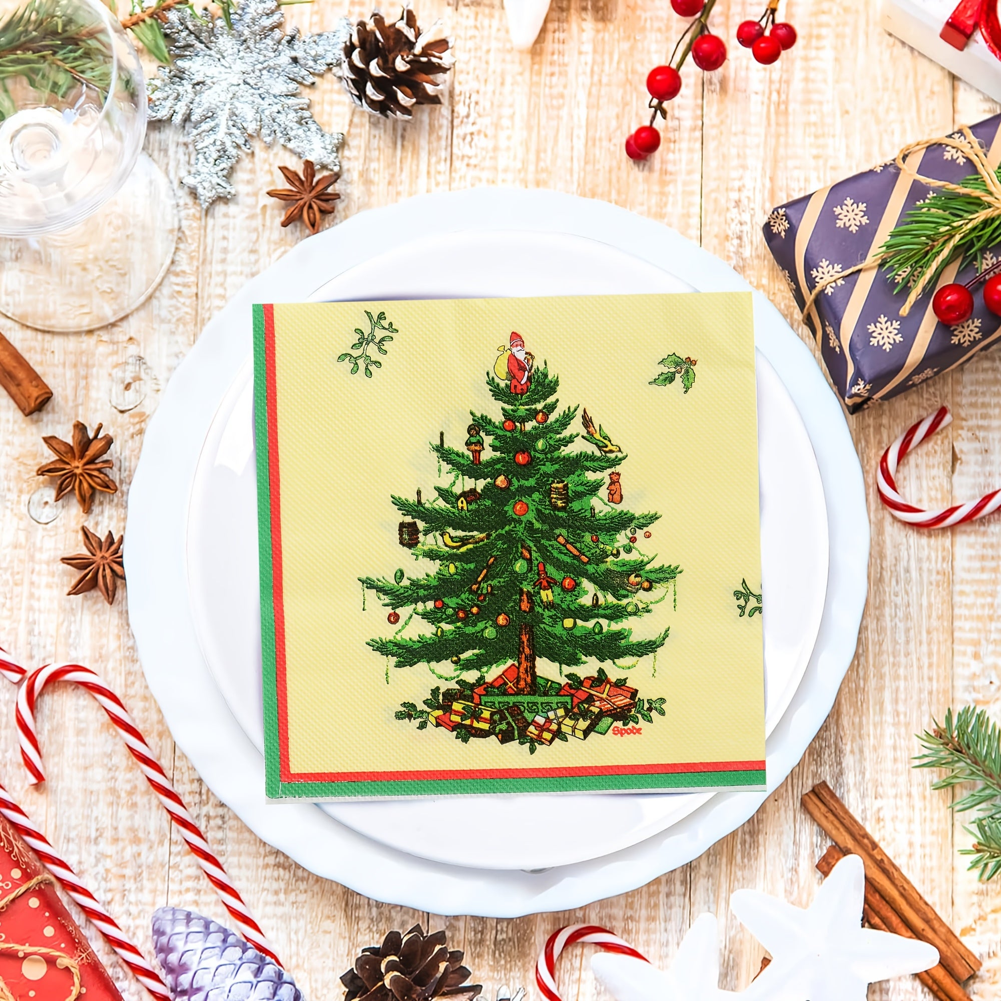 2-Ply Disposable Paper Napkins for Holiday Parties Christmas Snowman Design