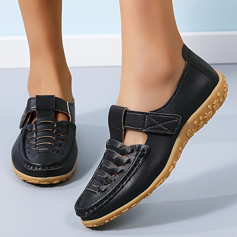 Women's Faux Leather Sandals - Retro Flat Shoes with Non-Slip Straps