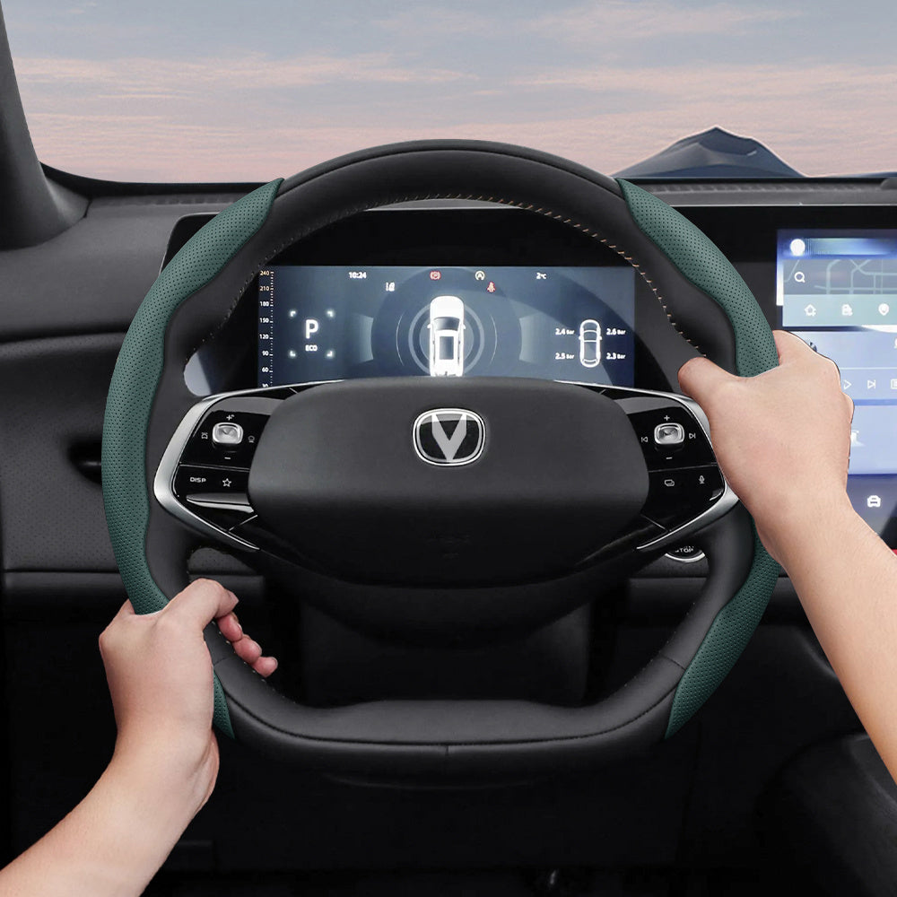 Universal Breathable Faux Leather Steering Wheel Cover Non-Slip Durable For All Seasons