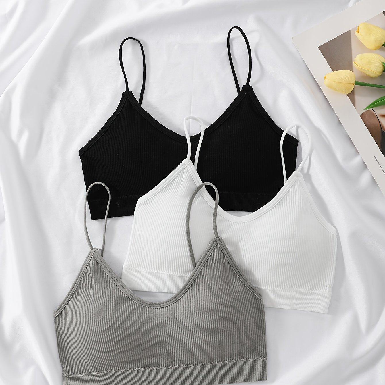 Yassi rangli ribbed crop top brass, qulay va nafas oladigan, ayollar uchun ichki kiyim.