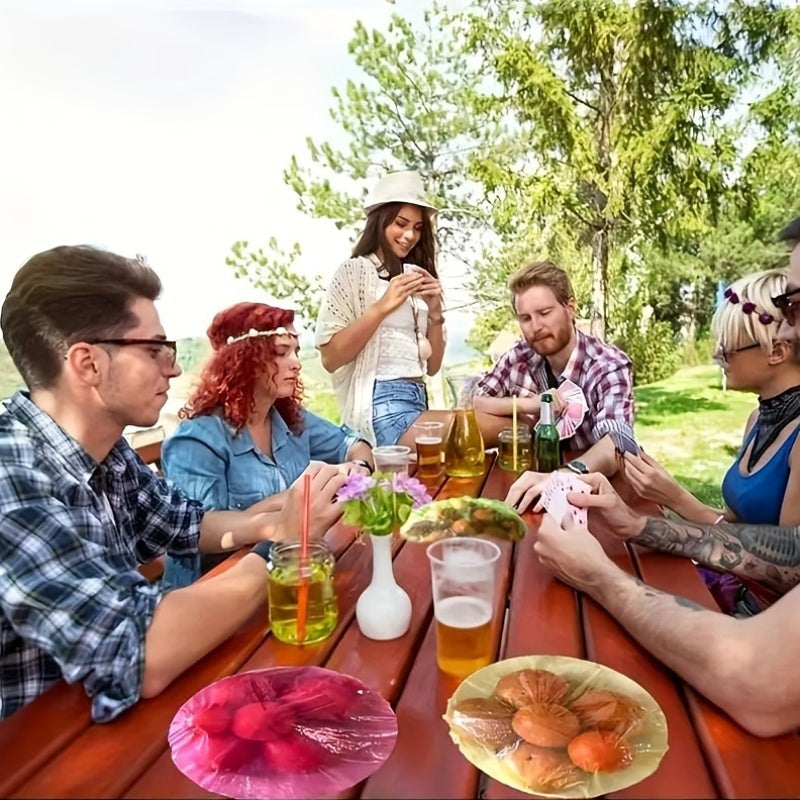 96 штук эластичных растягивающихся крышек для хранения продуктов — изготовлены из многоразового пластика, эти крышки для мисок прозрачные и также могут использоваться для запечатывания тарелок. Они являются отличной альтернативой фольге и пищевой пленке.