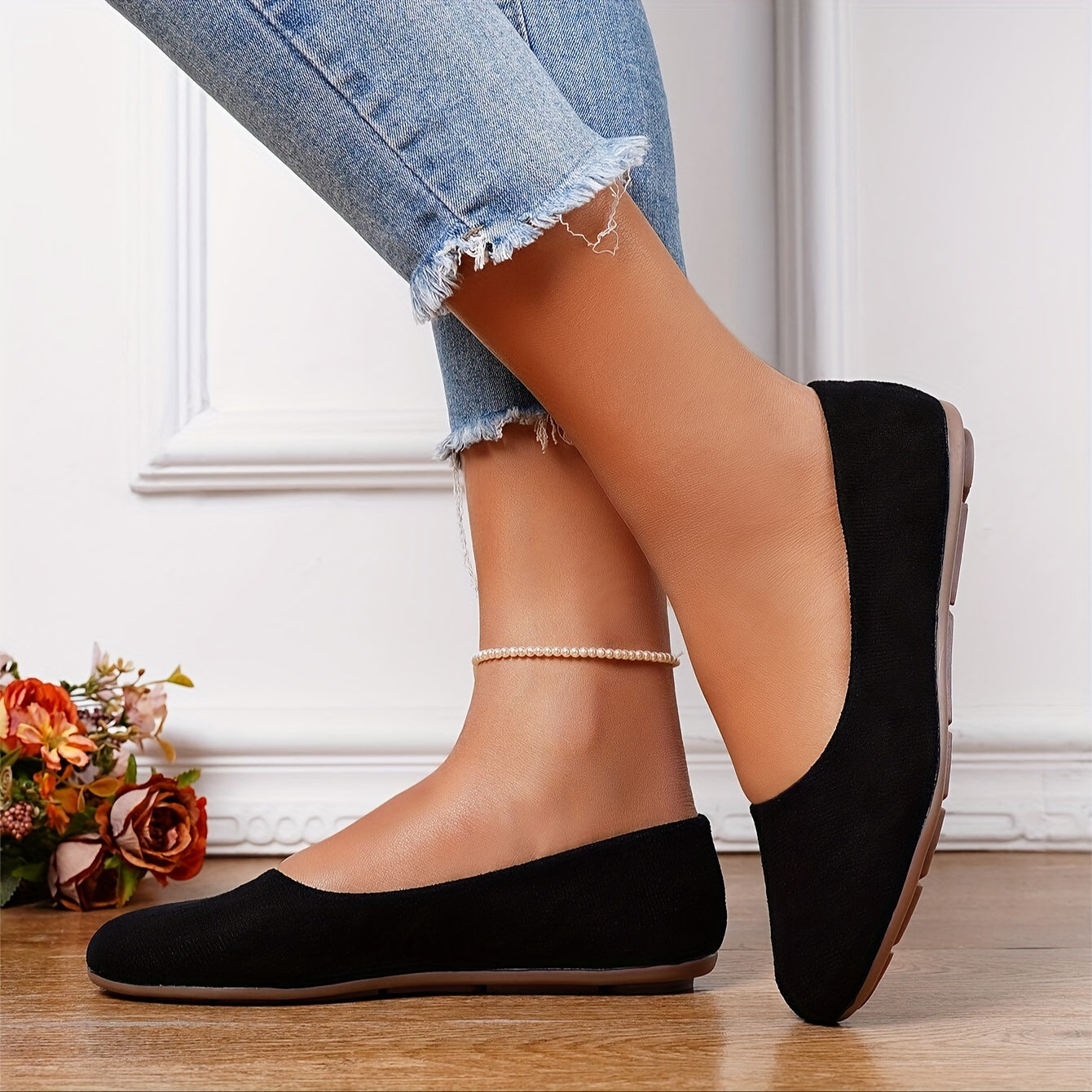 Women's Solid Color Minimalist Flats Lightweight Slip-On Walking Shoes