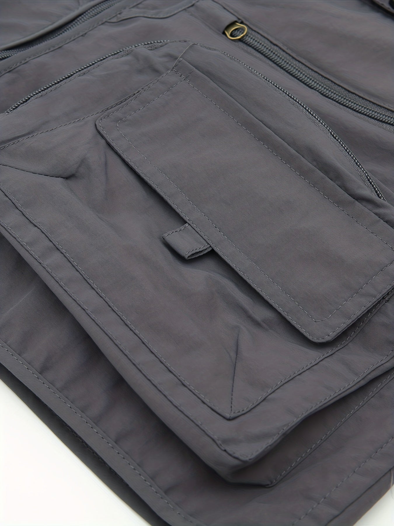 Men's Nylon Cargo Vest with Zipper Pockets for Spring Summer Outdoor Activities