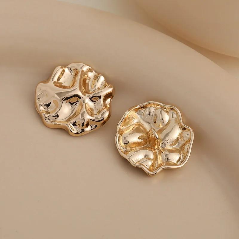 Set of 5 Golden Zinc Alloy Irregular Shape Shank Buttons for Women's Sweaters and Coats