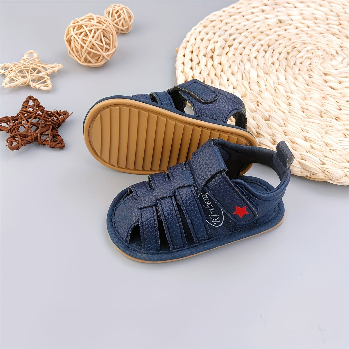 0-12 oy uchun yangi tug'ilgan chaqaloqlar uchun yulduz shaklidagi qopqoq bilan bog'lanadigan sandallar, nafas oladigan yumshoq taglik, ko'p maqsadli va sirpanmas.