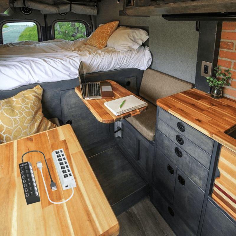 Concentrador USB 2.0 de 4 puertos con interruptores de encendido/apagado para conectividad con múltiples dispositivos