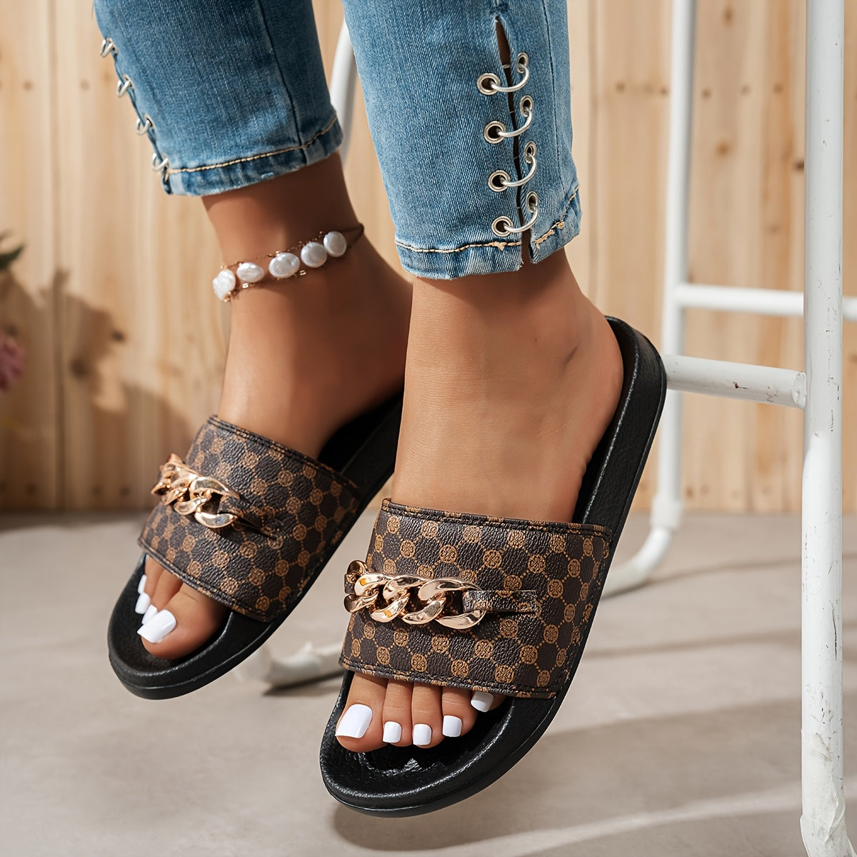 Women's EVA Slide Sandals with Chain Detail, Open Toe, Lightweight, Breathable
