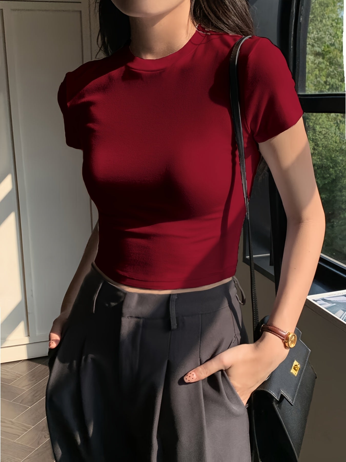 Camiseta elegante de manga corta para mujer, poliéster y spandex, cuello redondo, primavera y verano