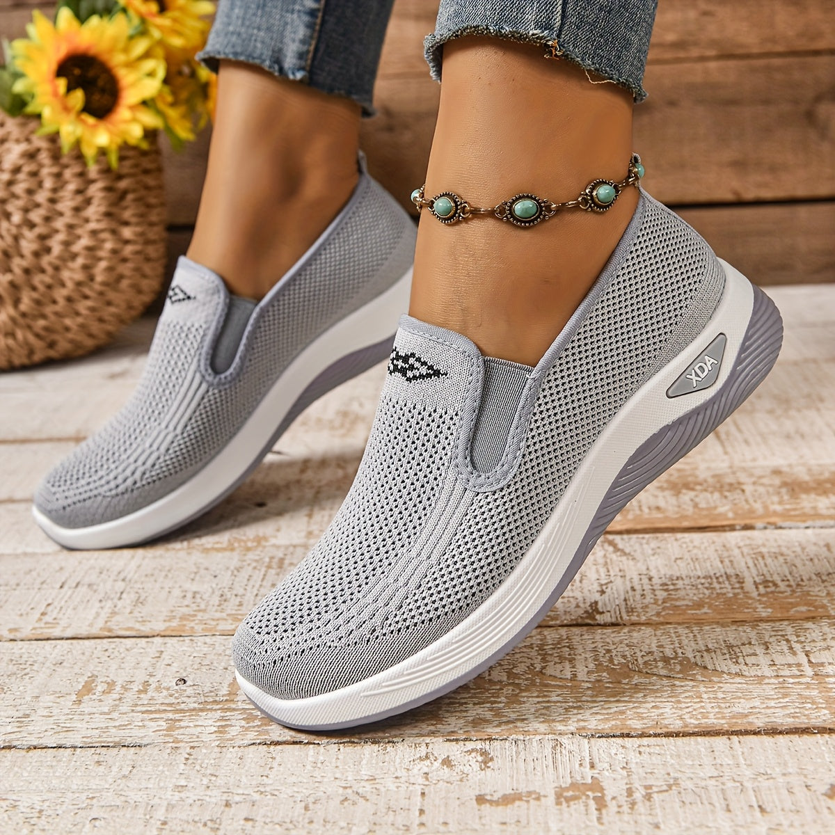 Women’s Casual Sneakers Low Top Slip-On Solid Color Fabric Rubber Sole