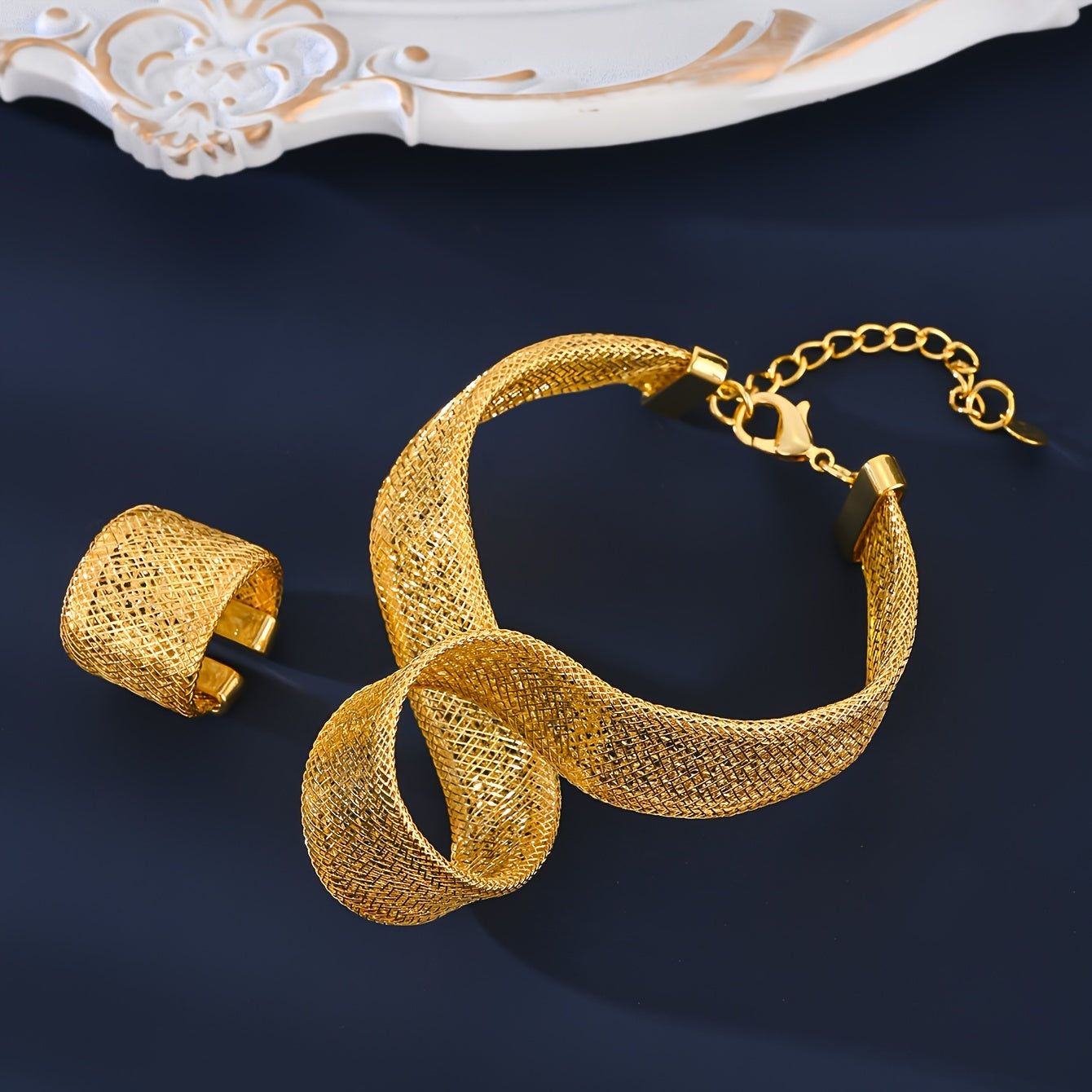 5 ta Dubay mis zargarlik buyumlari to'plami, zanjir, sirg'alar, uzuklar va bilakuzuklar, har kuni kiyish yoki sovg'a sifatida mukammal.