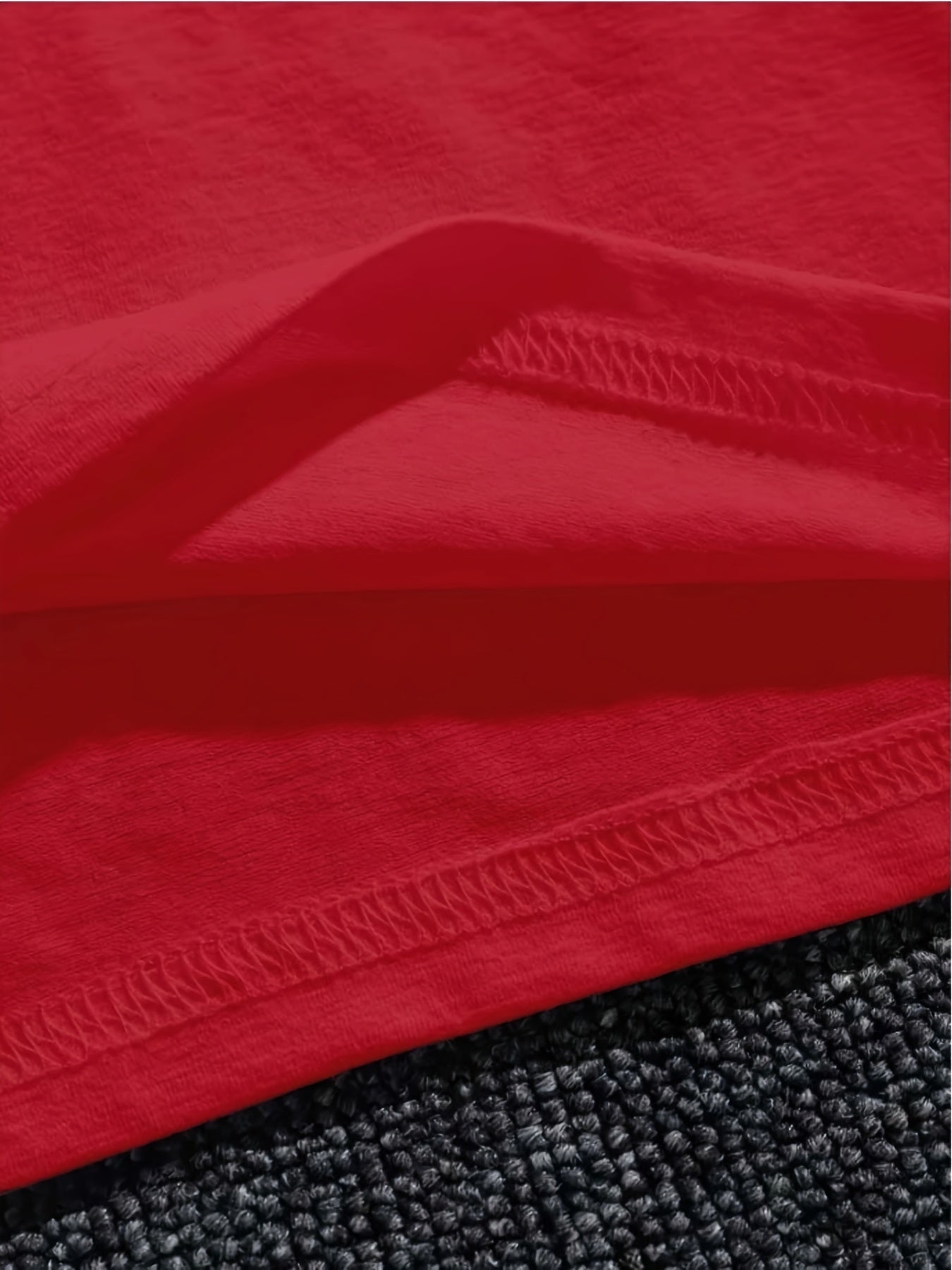 Women’s Plus Size Ladybug Print T-Shirt Casual Crew Neck Knit Top