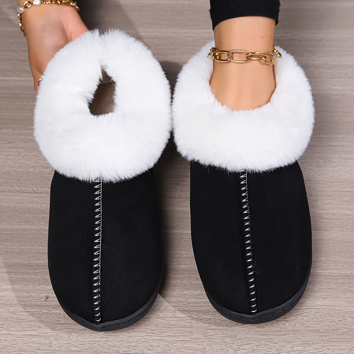 Women's Plush Lined Slippers Solid Color Cozy Home Slip Ons