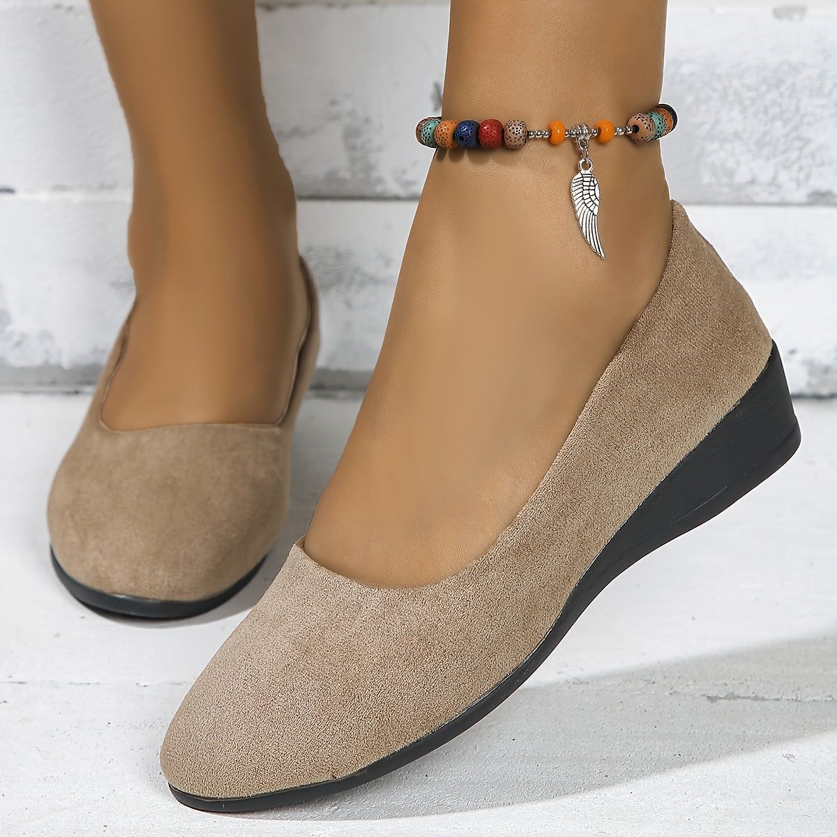 Women's Solid Color Wedge Heel Slip-On Shoes for Casual Outdoor Wear