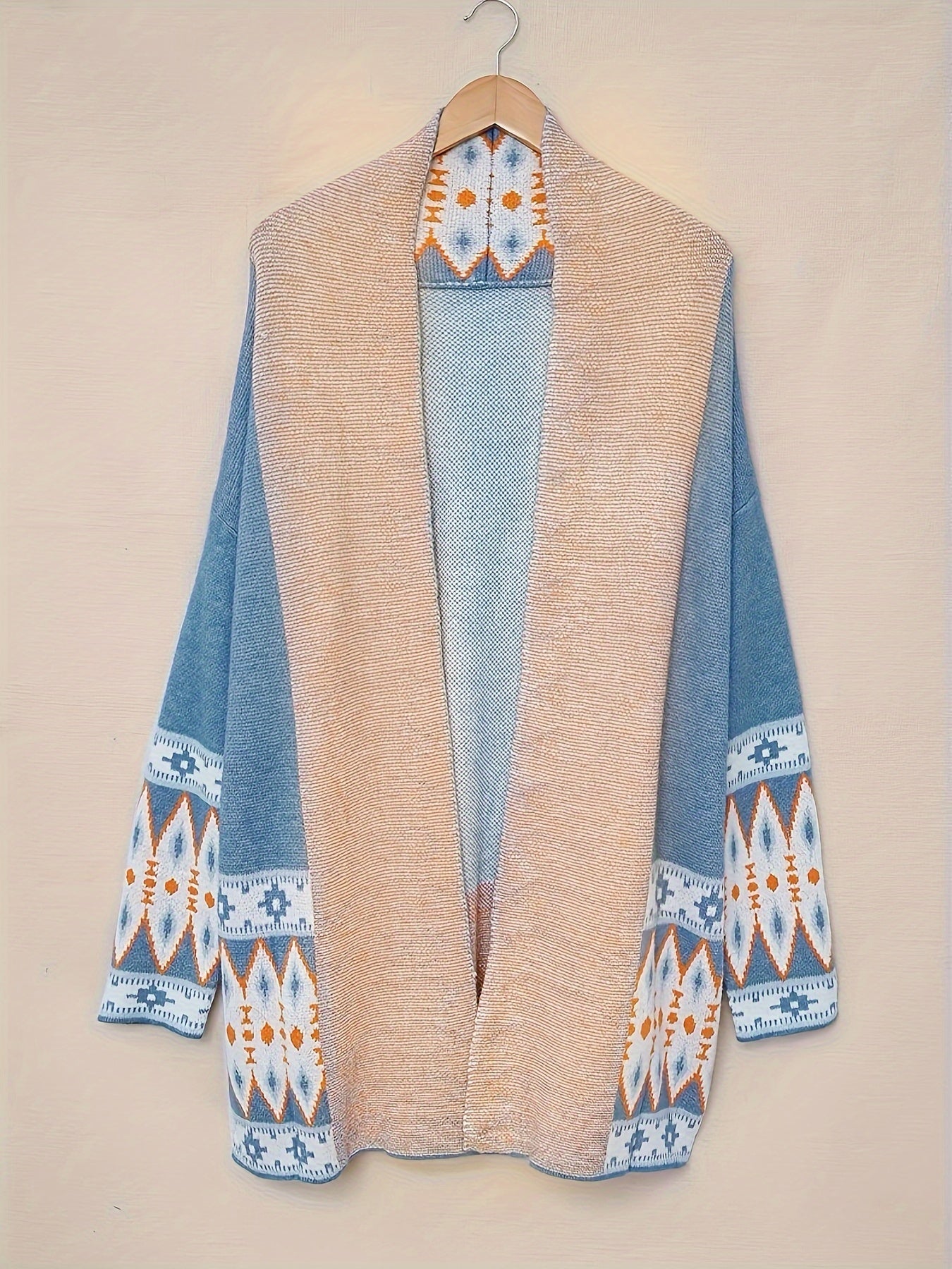 Women's Knit Cardigan with Geometric Pattern Lightweight Fall Winter Outerwear