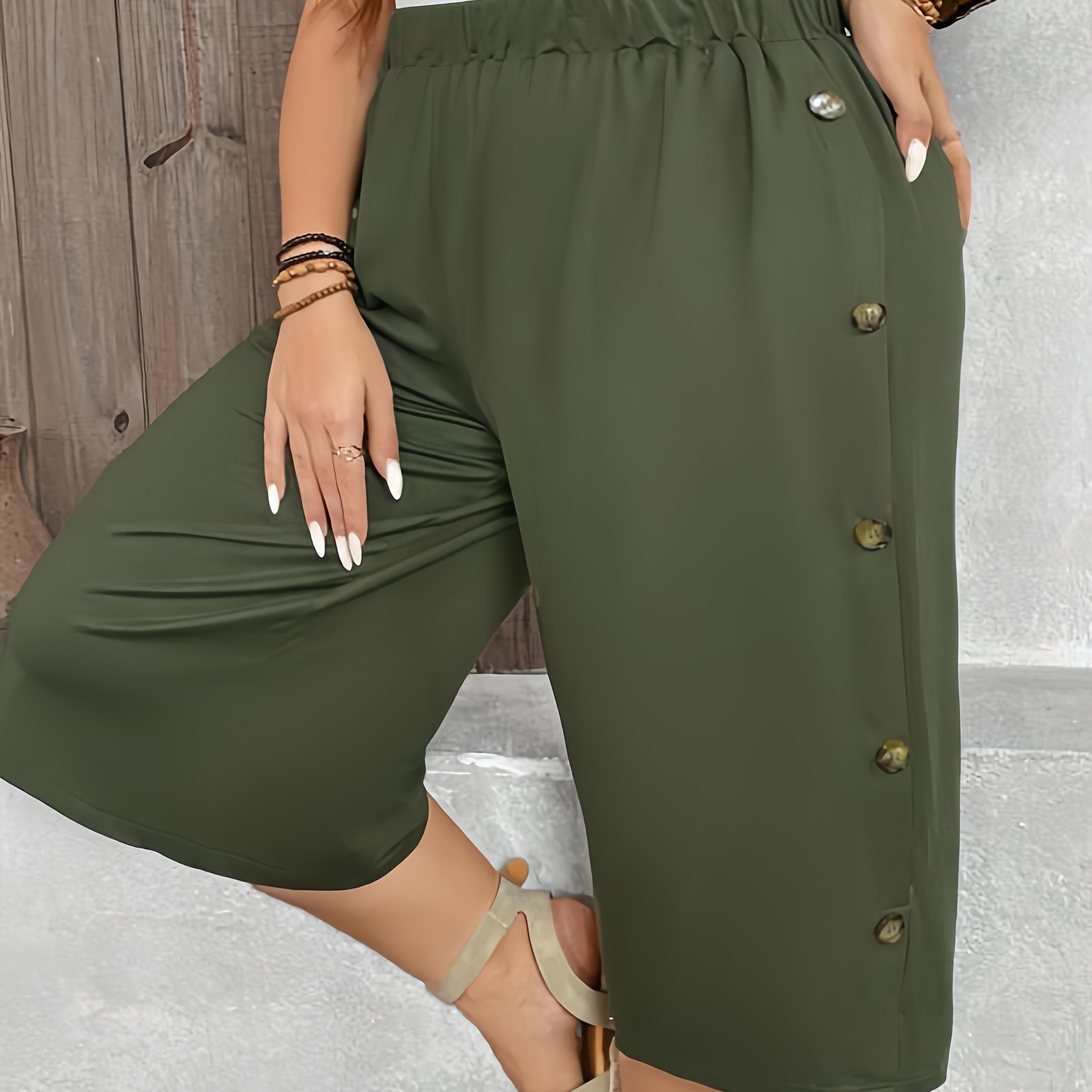 Plus Size Women Solid Color Wide Leg Capri Pants All-Season Black