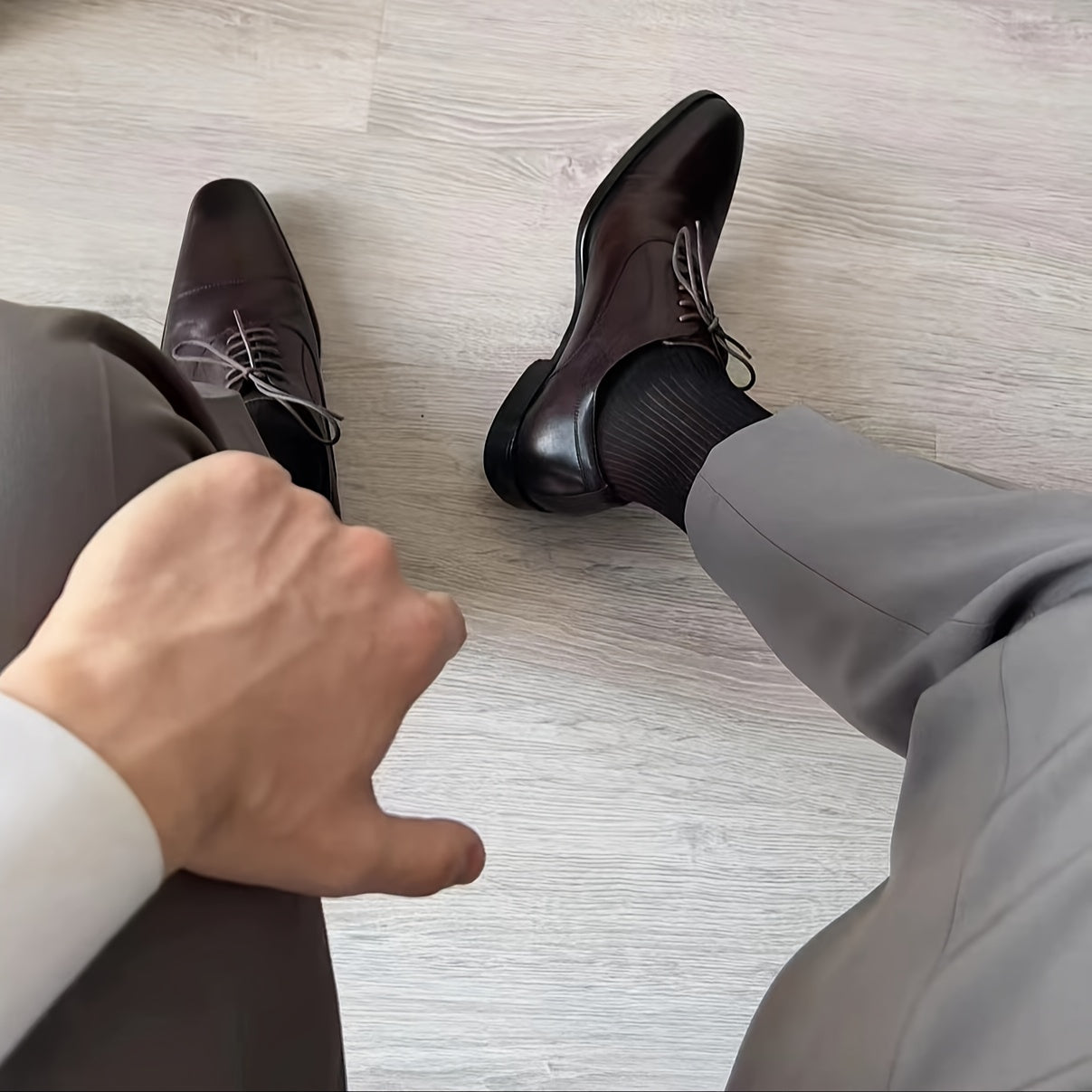 Men's Breathable Striped Knit Socks Thin Polyester Casual Stockings