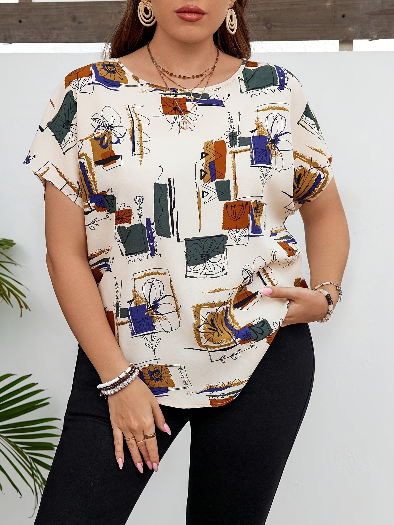 Women's Plus-Size Casual Art Sketch Round-Neck Short Sleeve Pullover Top