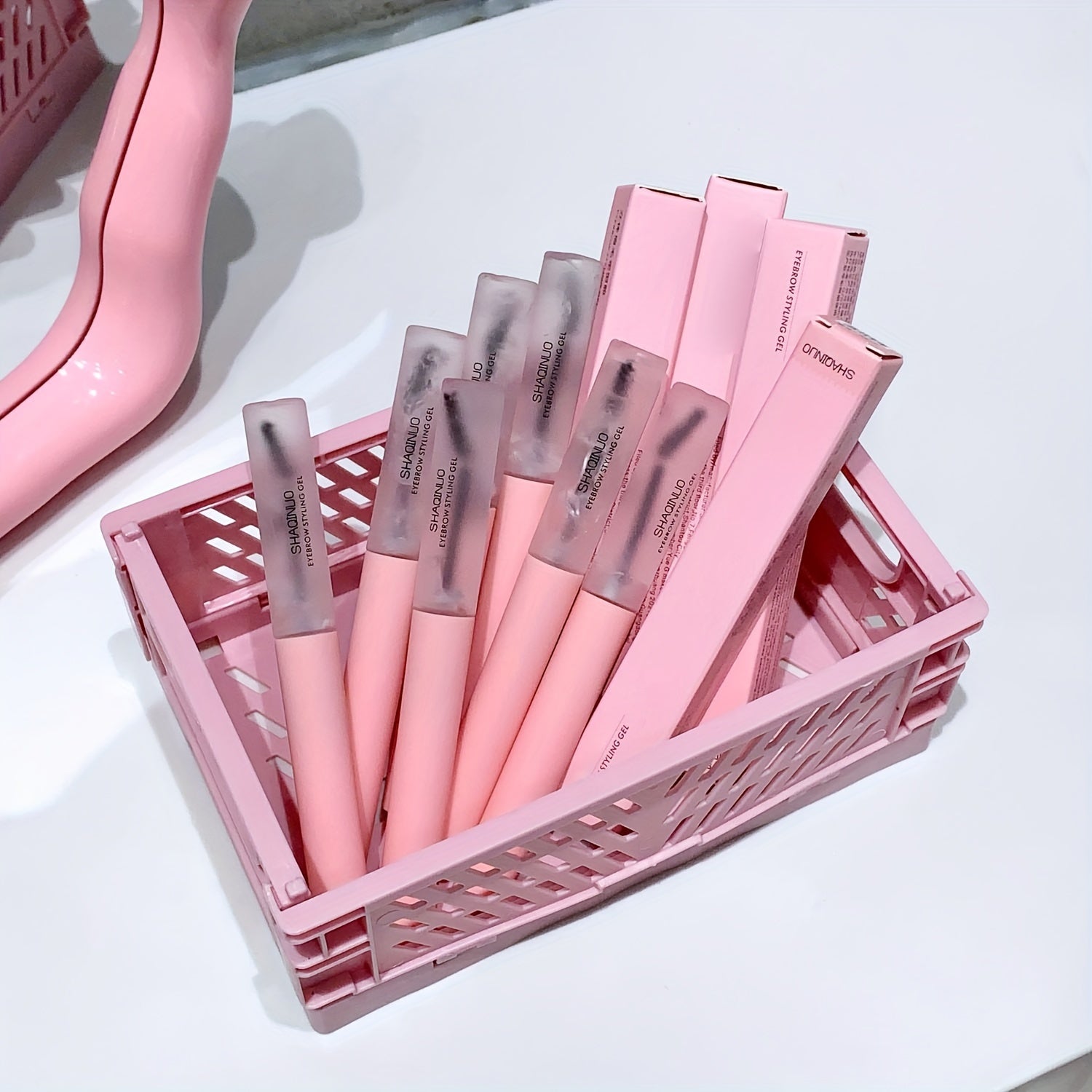 Long-Lasting 3D Eyebrow Shaping Gel with Quick-Drying Formula for Natural Shape