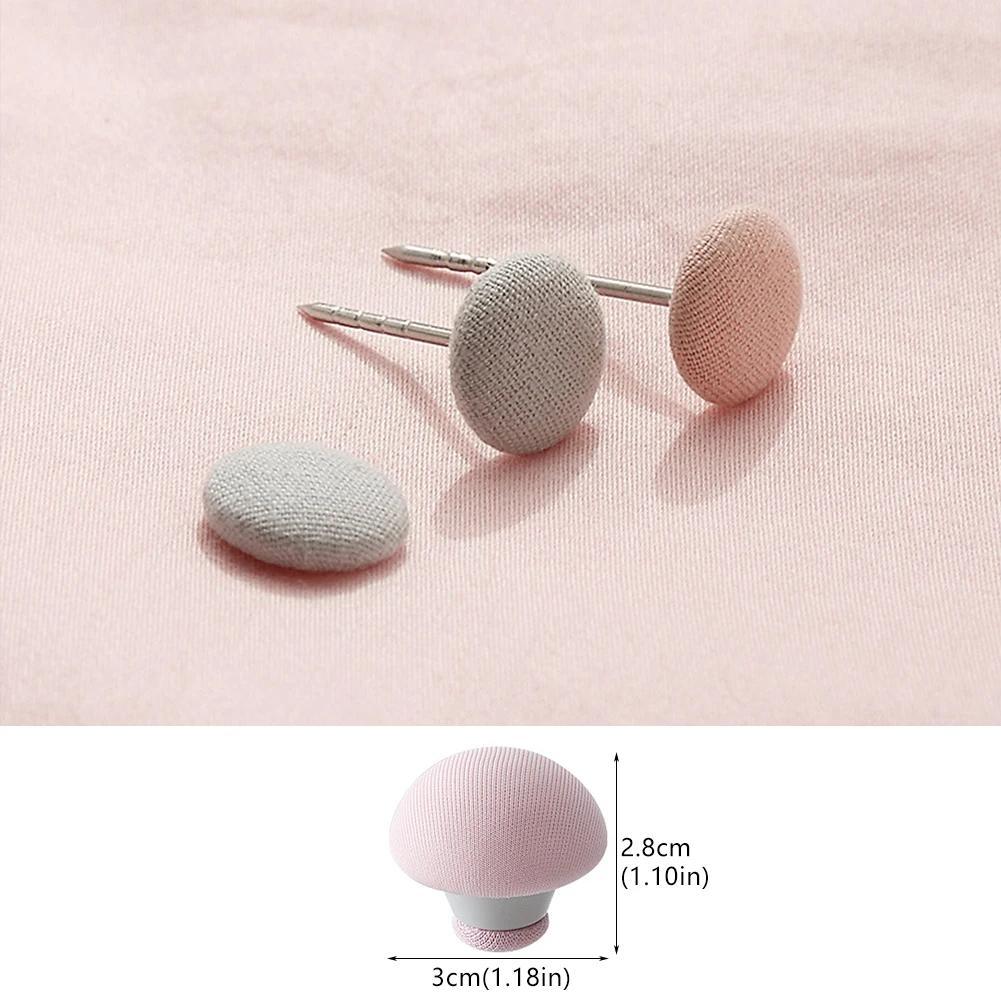 Set of 4 Non-Slip Bed Sheet Clips Plastic Mattress Cover Gripper for Quilts and Blankets