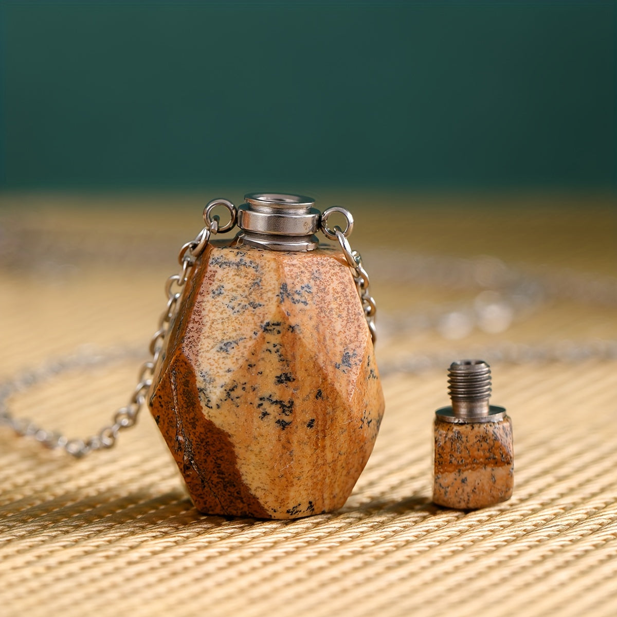 Glam Style Rock Crystal Diffuser Necklace with Chain for Aromatherapy and Gifts