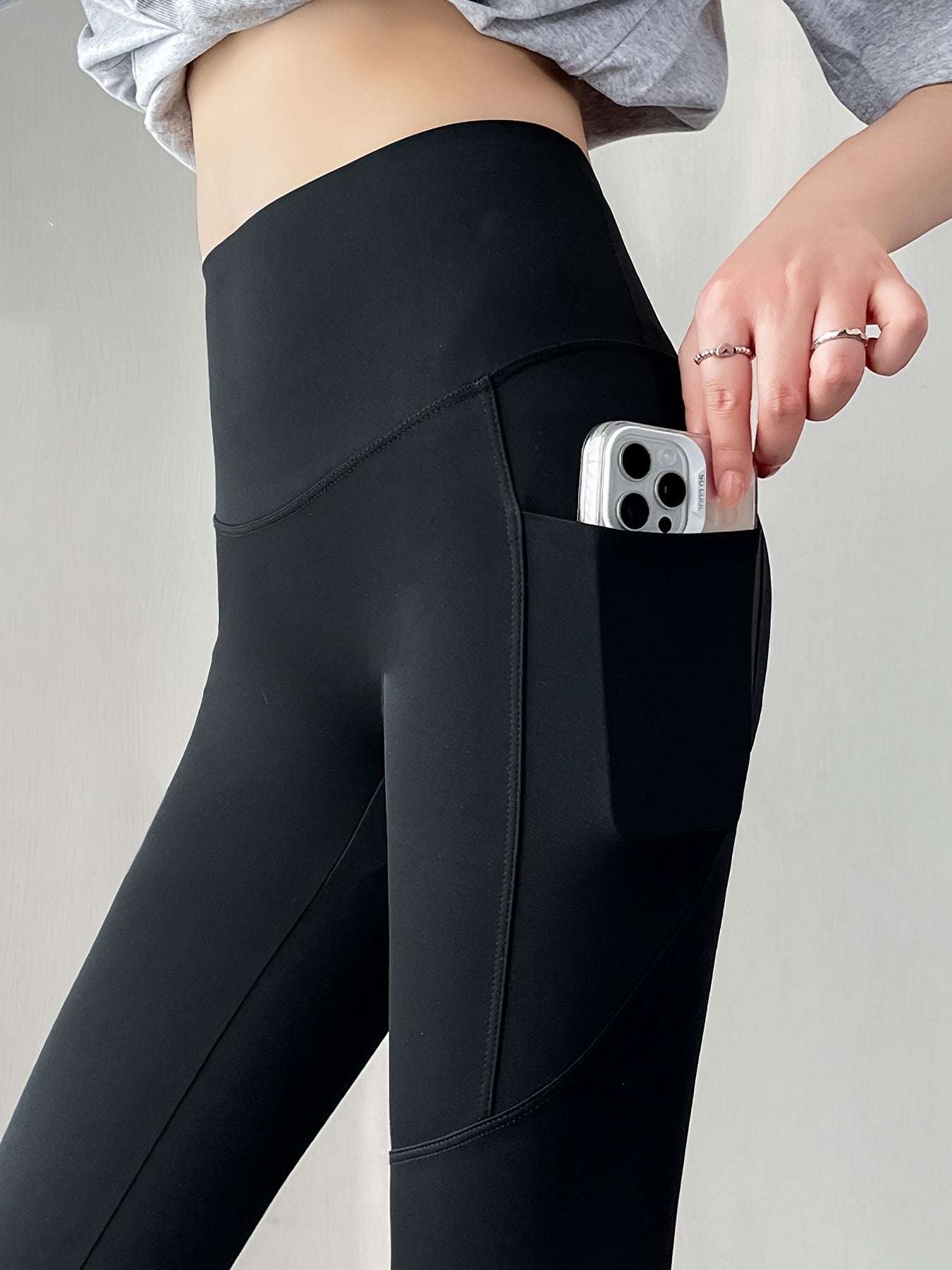 Women High-Waisted Tummy Control Leggings with Pockets and Mesh Splicing for Cycling and Sports