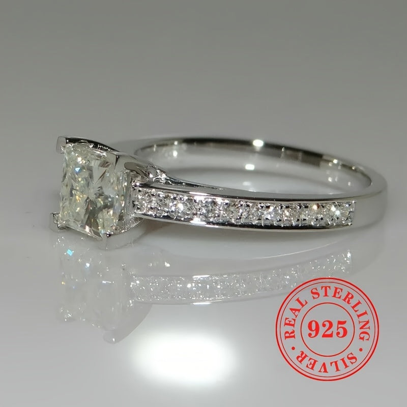 Роскошное кольцо в стиле отпуска из стерлингового серебра S925 с гало и принцессовидным кубическим цирконием в 4-лапковом креплении - идеальное обручальное кольцо или подарок для женщин, идеально подходит для свадеб и праздников.