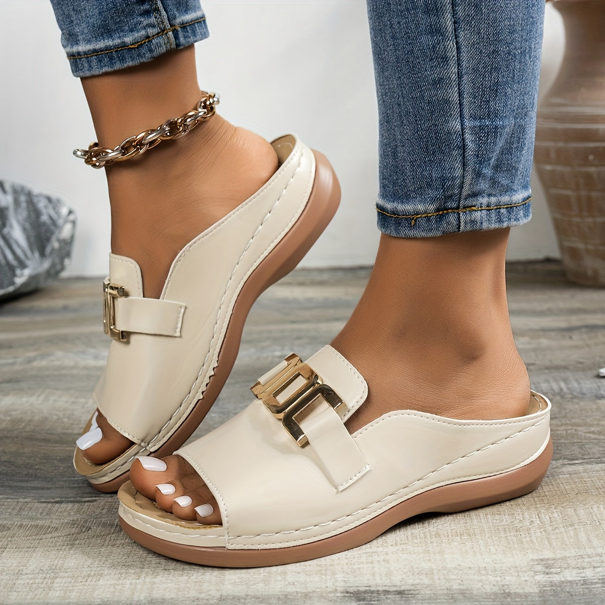 Women's Bohemian Synthetic Peep-Toe Flat Casual Beach Shoes White Brown