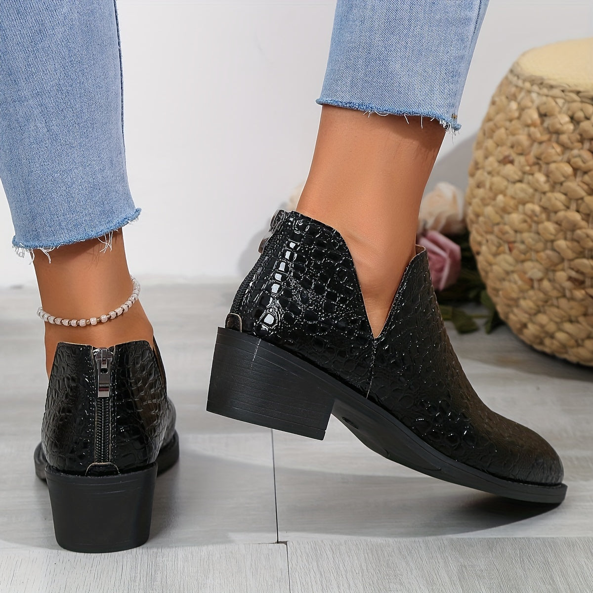 Women’s Western Ankle Boots Faux Leather Round Toe Mid-Heel Cowgirl Shoes