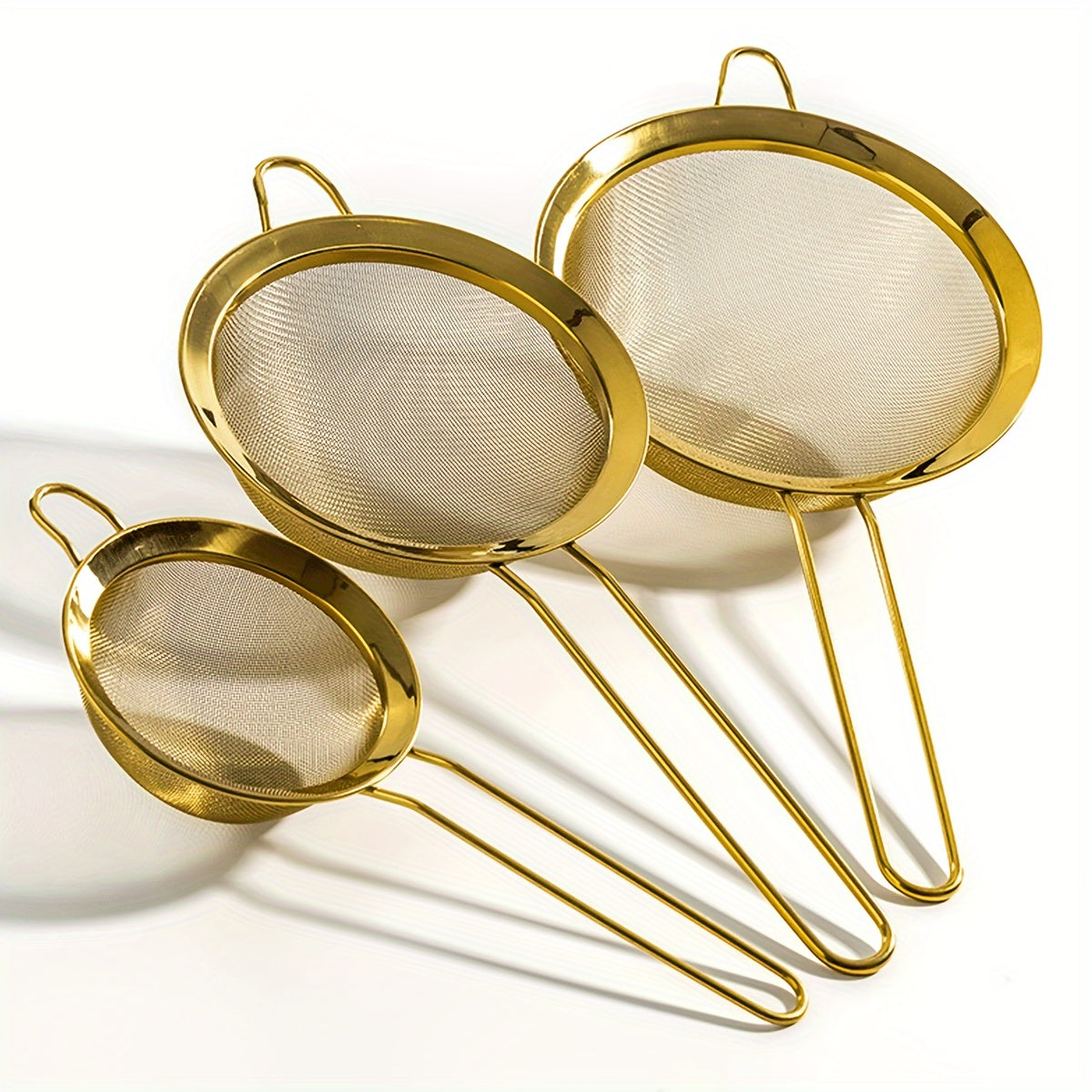 Handheld Flour Sifter Stainless Steel Fine Mesh Strainer for Baking and Cooking