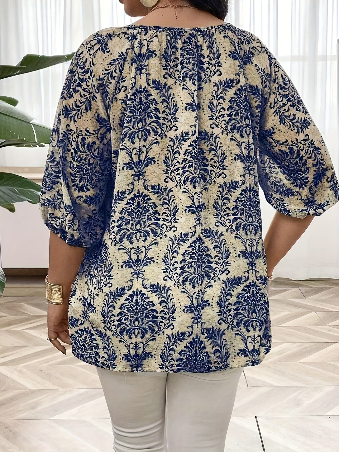 Camisa de mujer de talla grande con cuello en V y botones en algodón