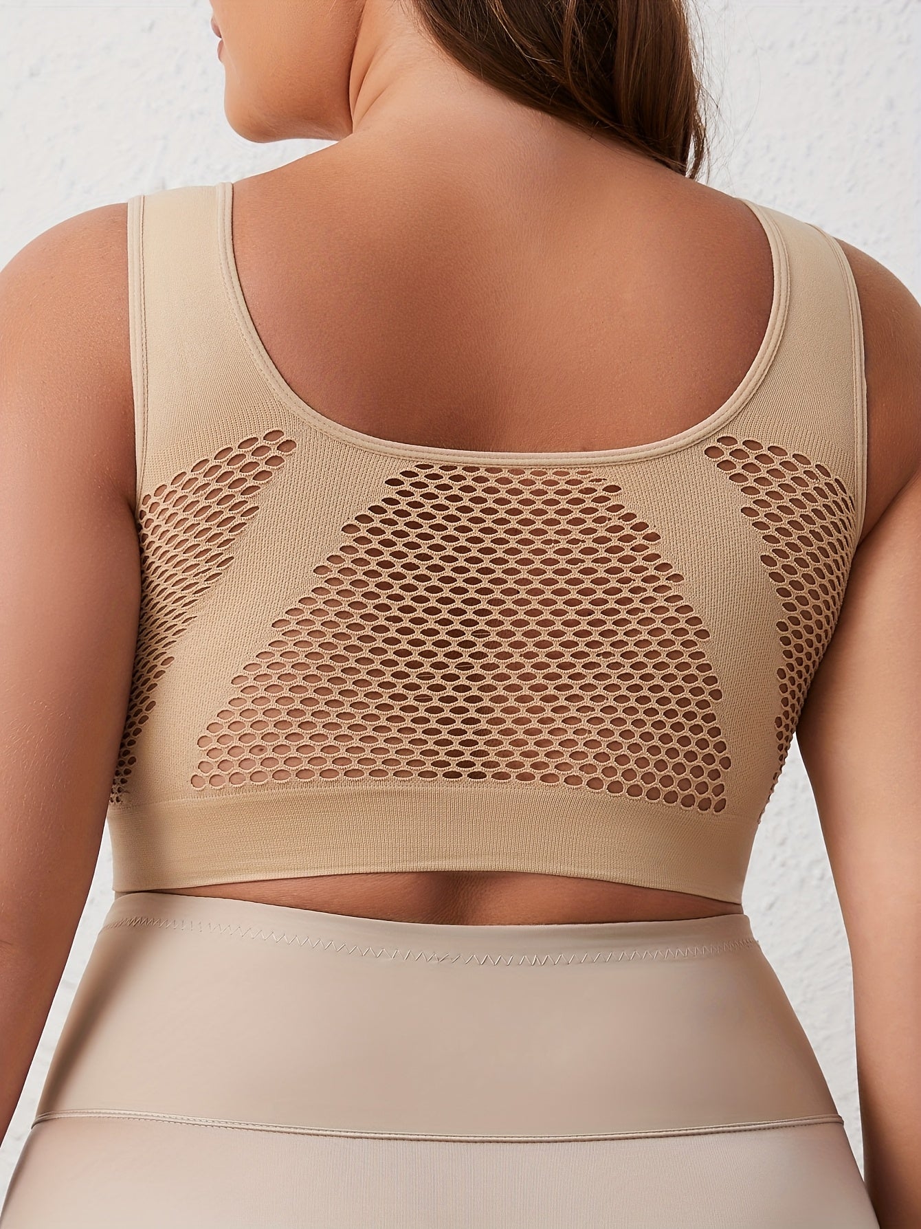 Women's Plus Size Sports Bras Mesh Breathable Double-Layered Athletic Underwear