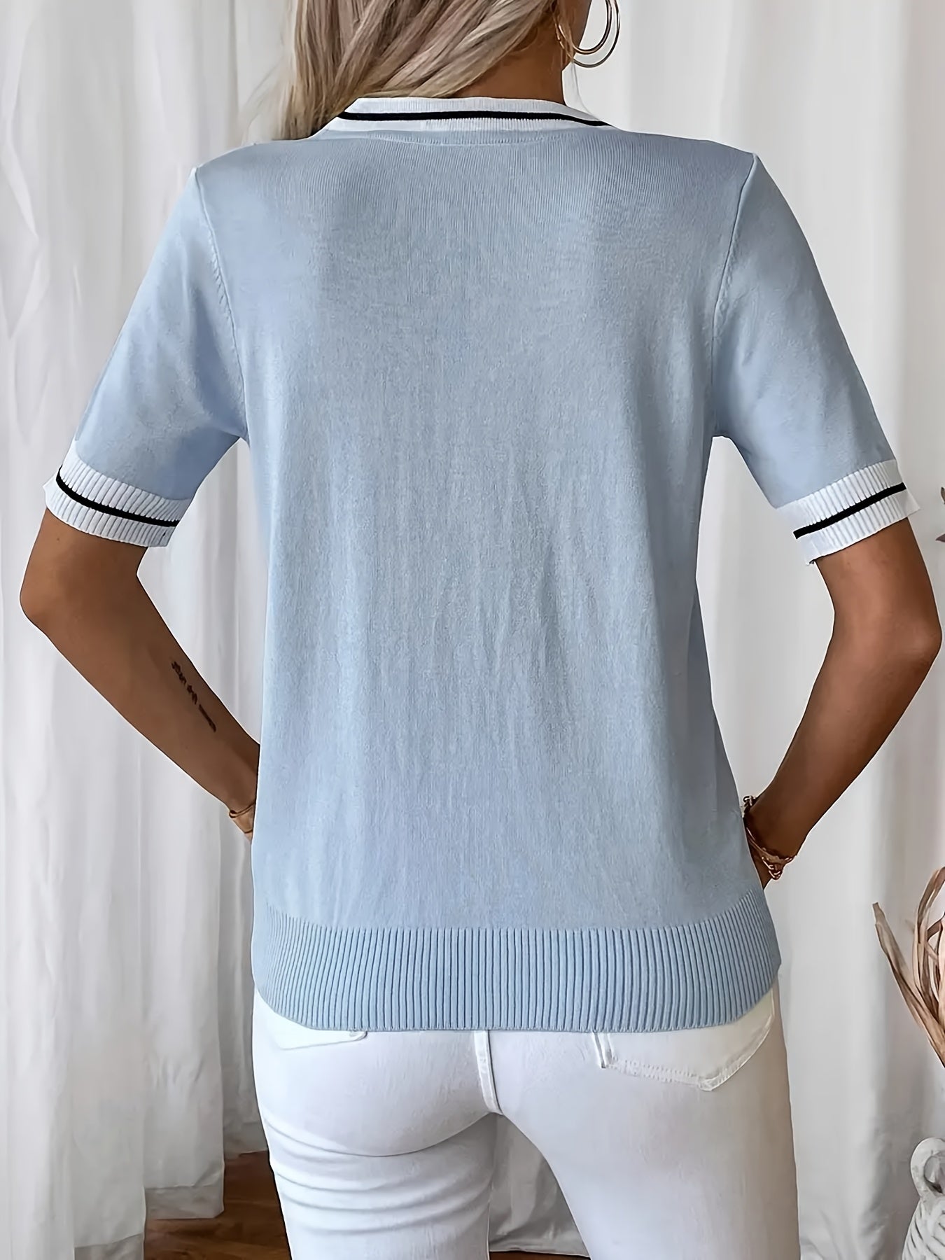 Women's Plus Size Short Sleeve Elegant Pullover Top in Plus Size Style