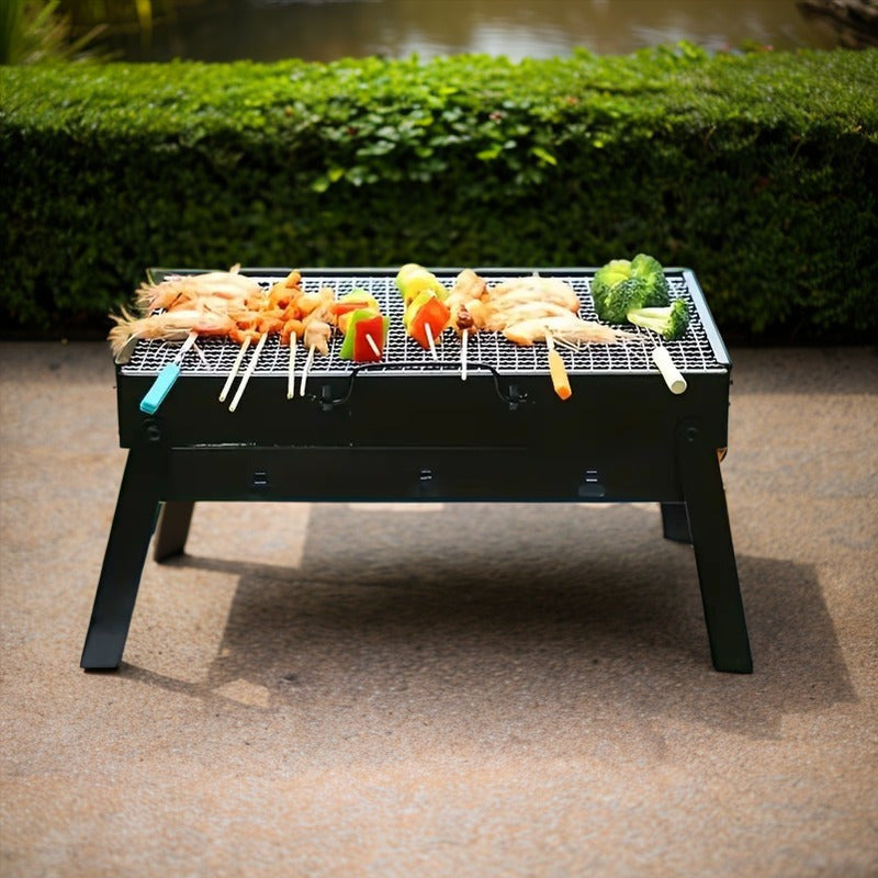 Parrilla portátil negra para barbacoa para camping, tailgating, picnics, sin necesidad de baterías, asas para facilitar el transporte, diseño compacto y resistente