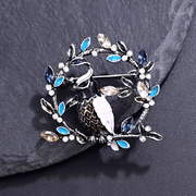 Vintage Style Bird Brooch Rhinestones Alloy Enamel Fashion Accessory for Dresses